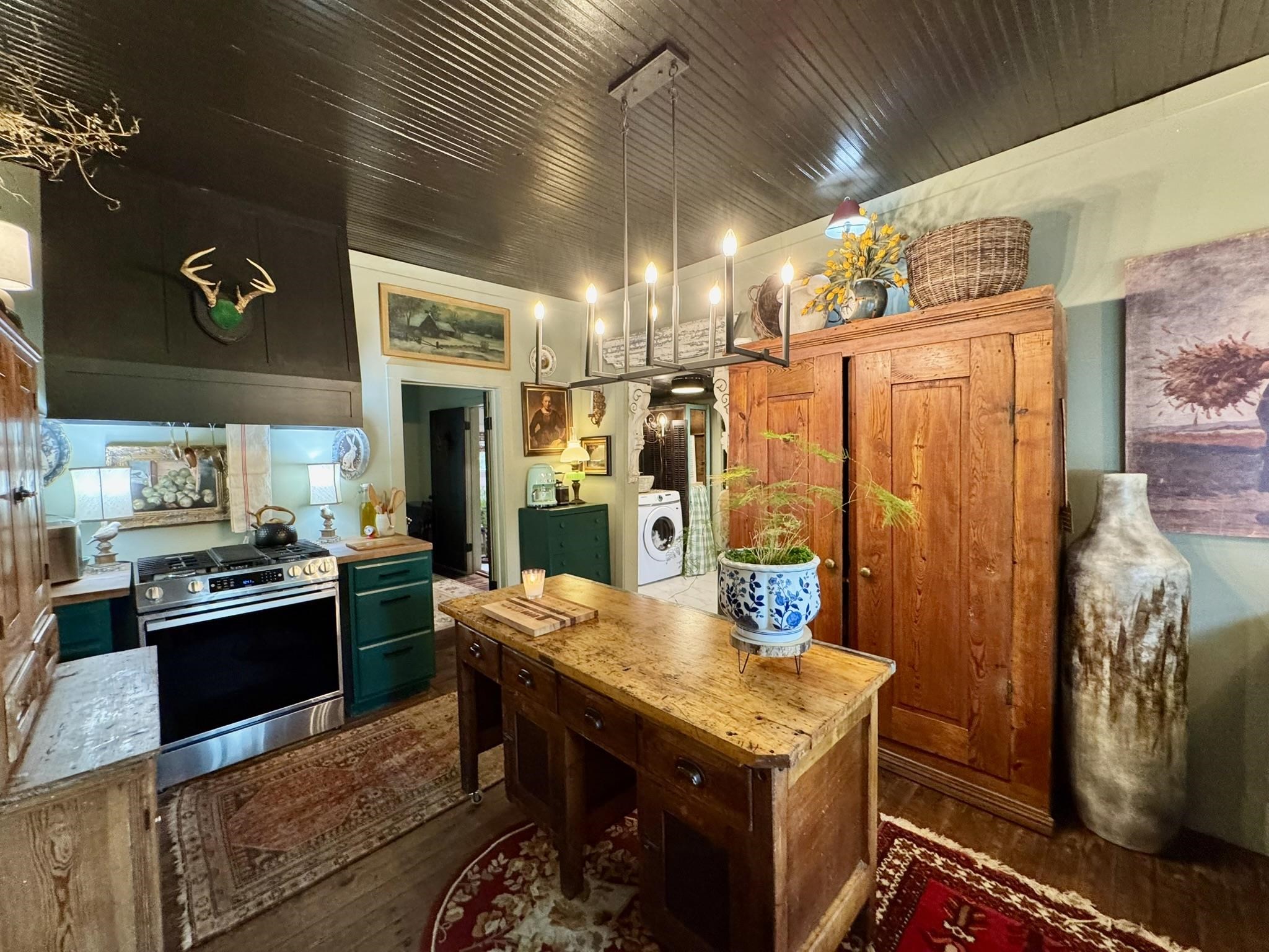 2645  Jumbo Road  Melbourne, AR