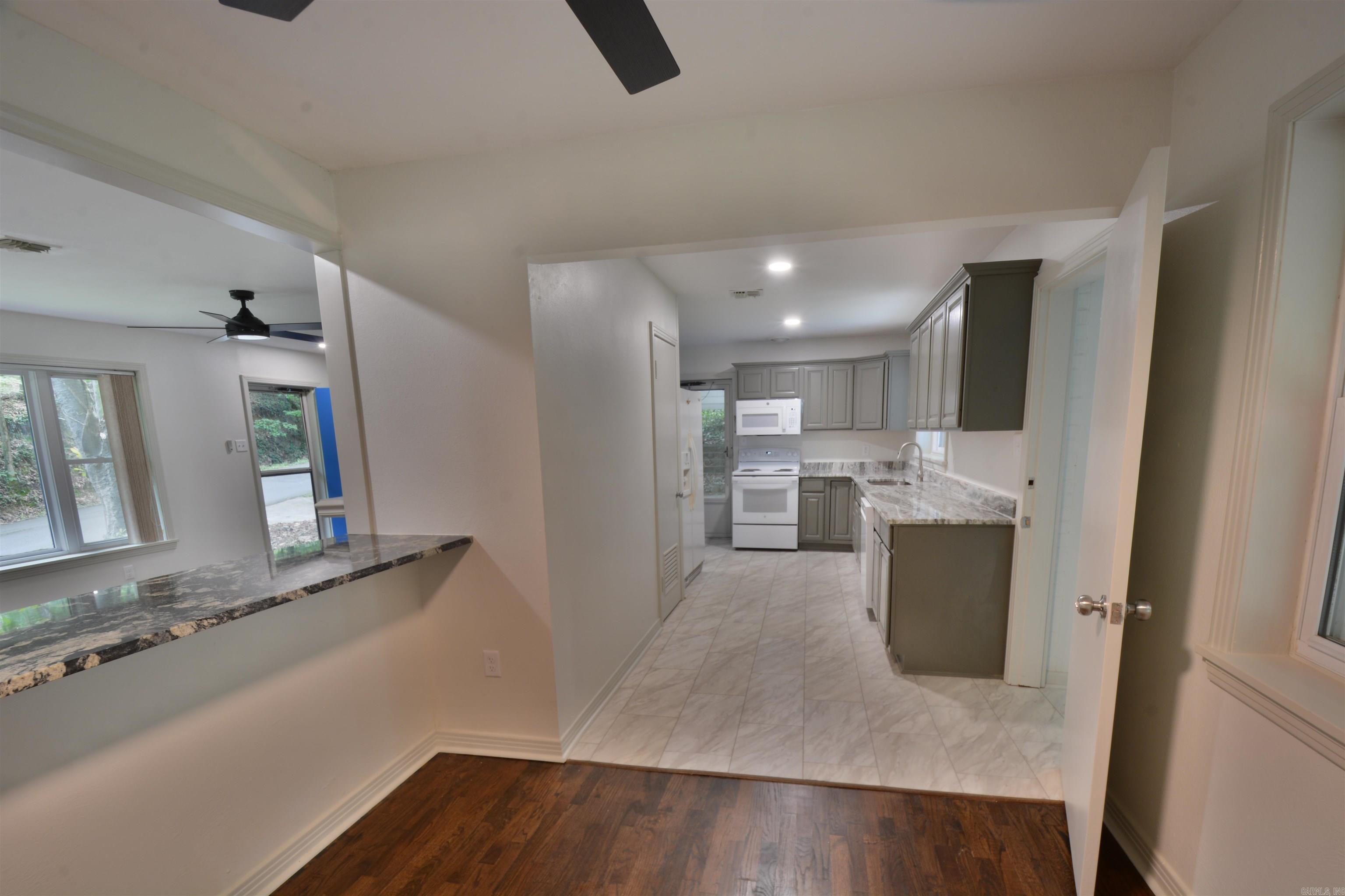 128  COVE  Hot Springs, AR