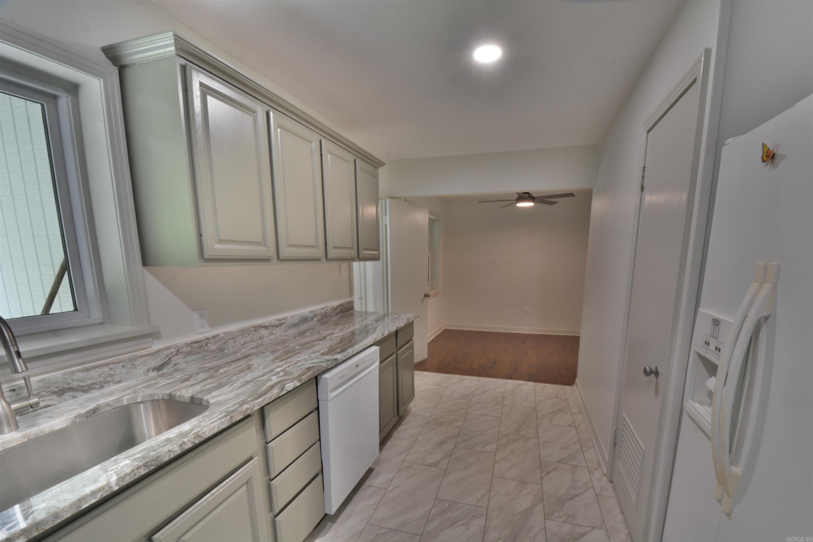 128  COVE  Hot Springs, AR