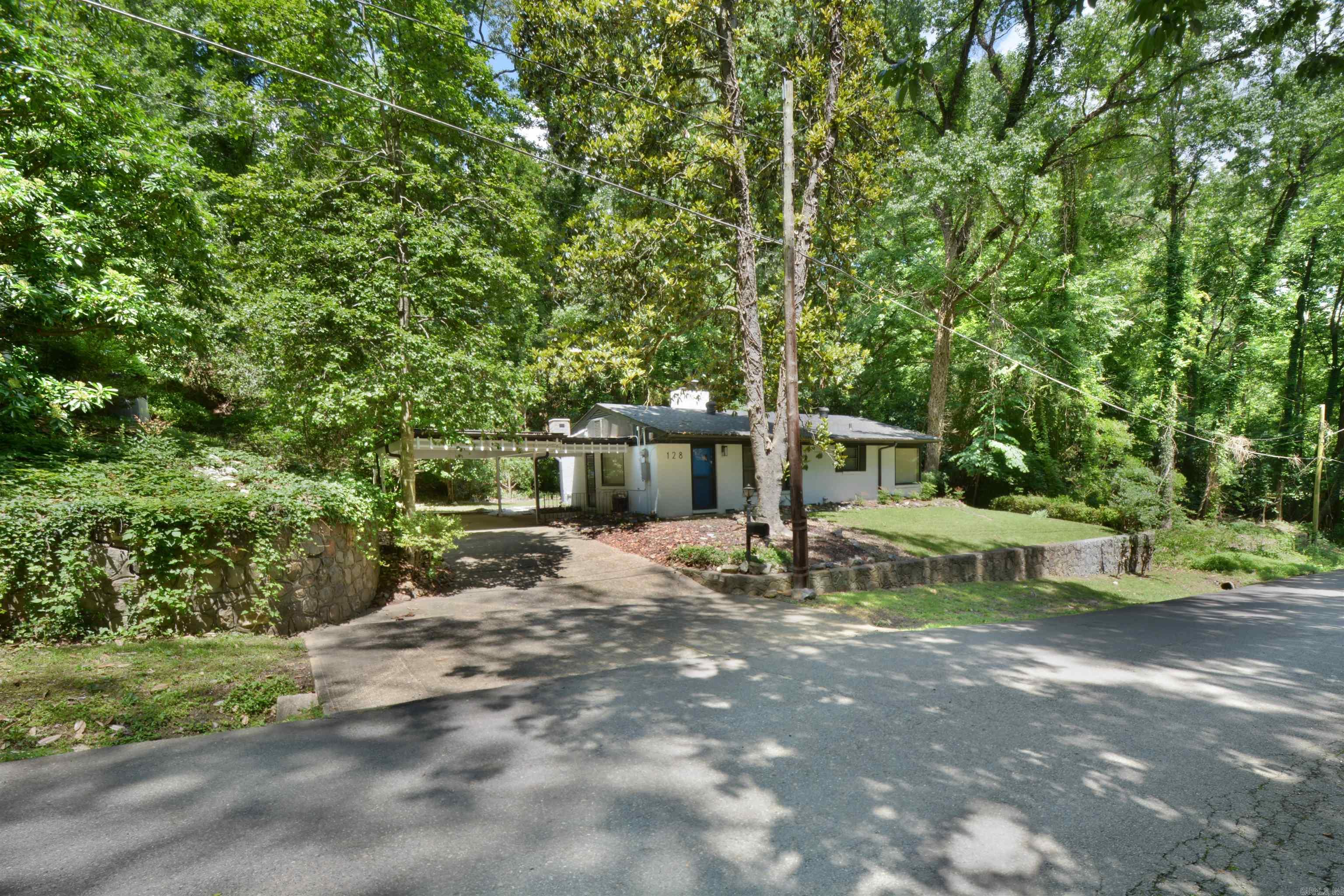 128  COVE  Hot Springs, AR
