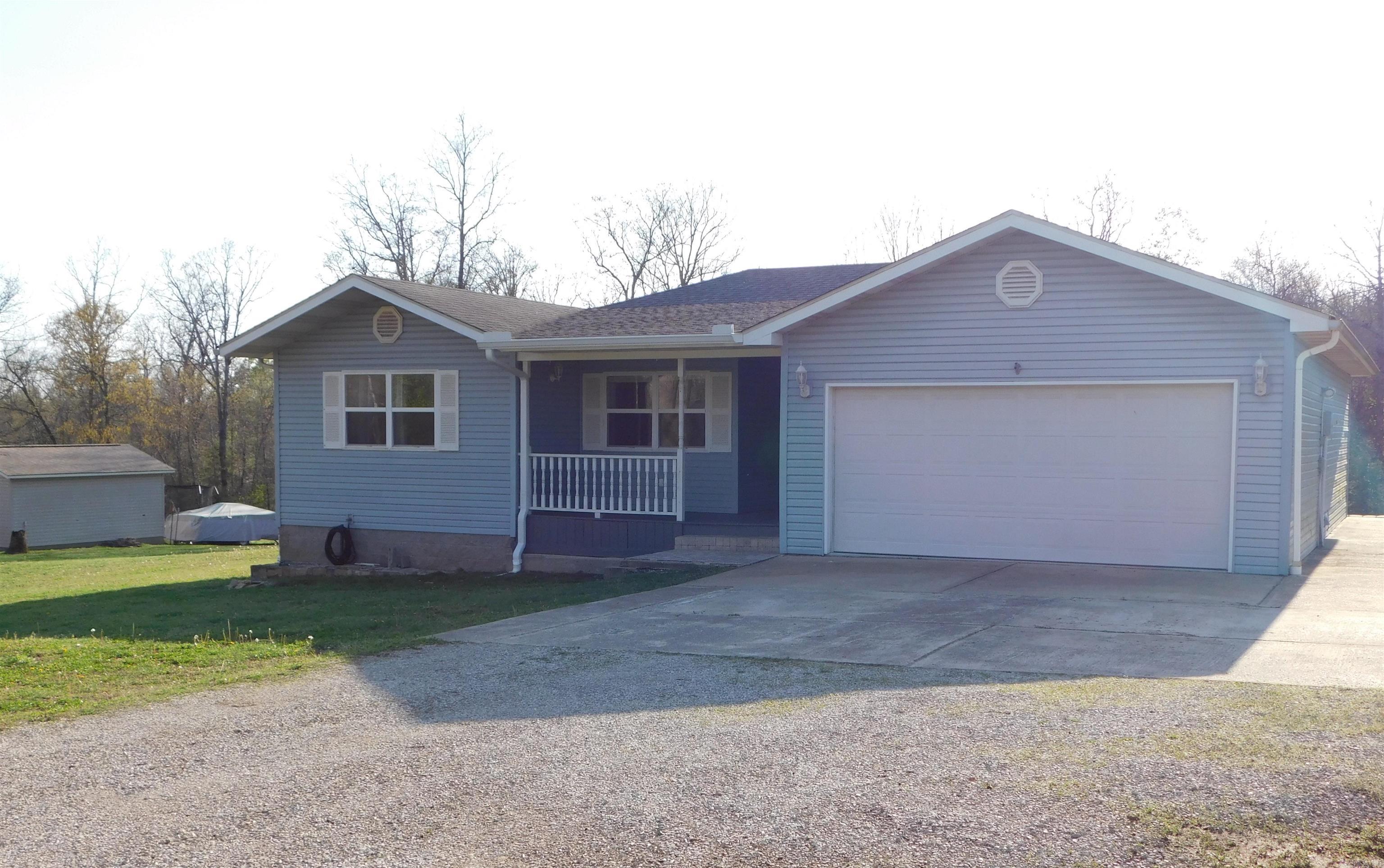 384  Robinhood Circle  Mountain Home, AR