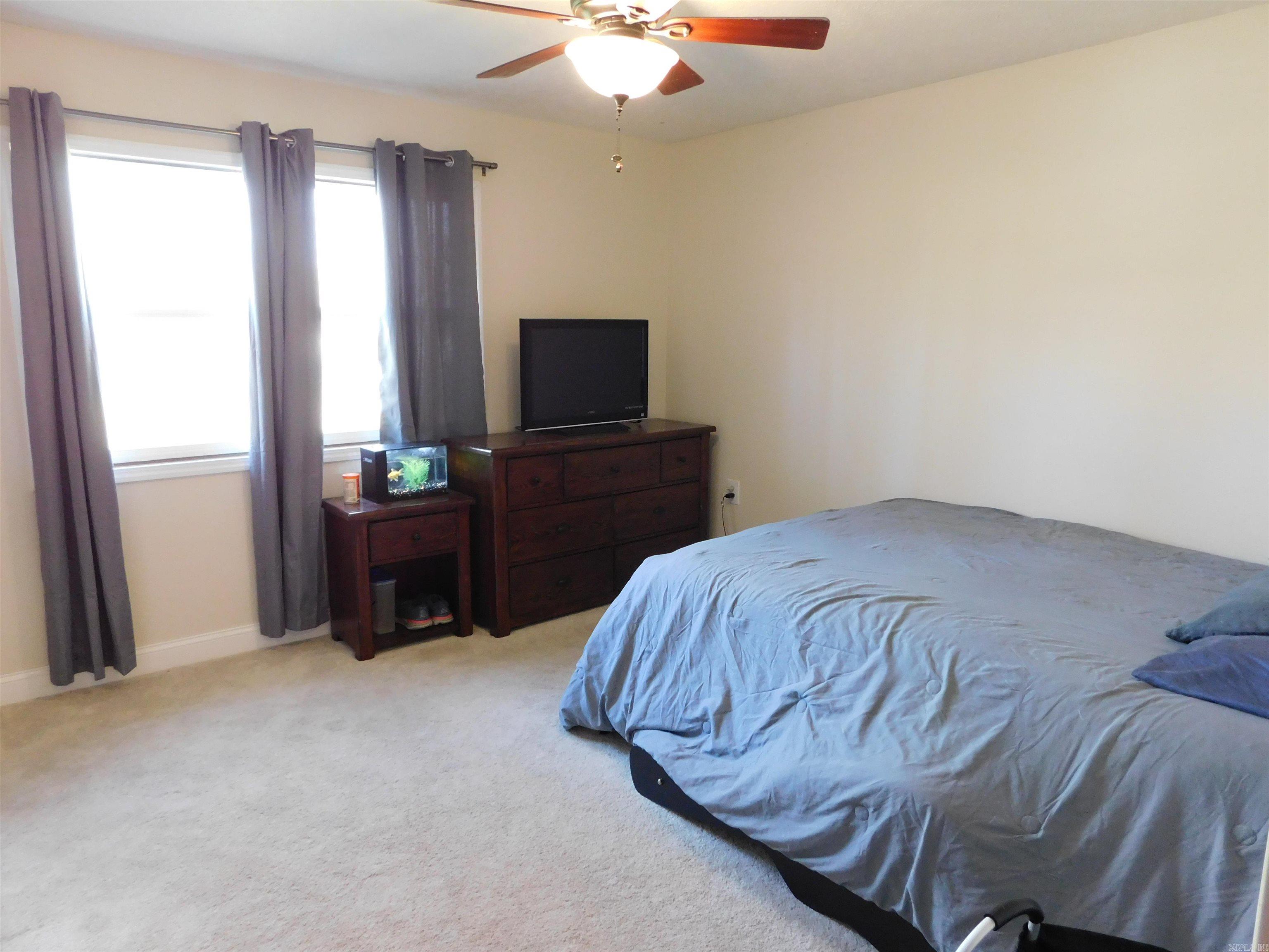 384  Robinhood Circle  Mountain Home, AR