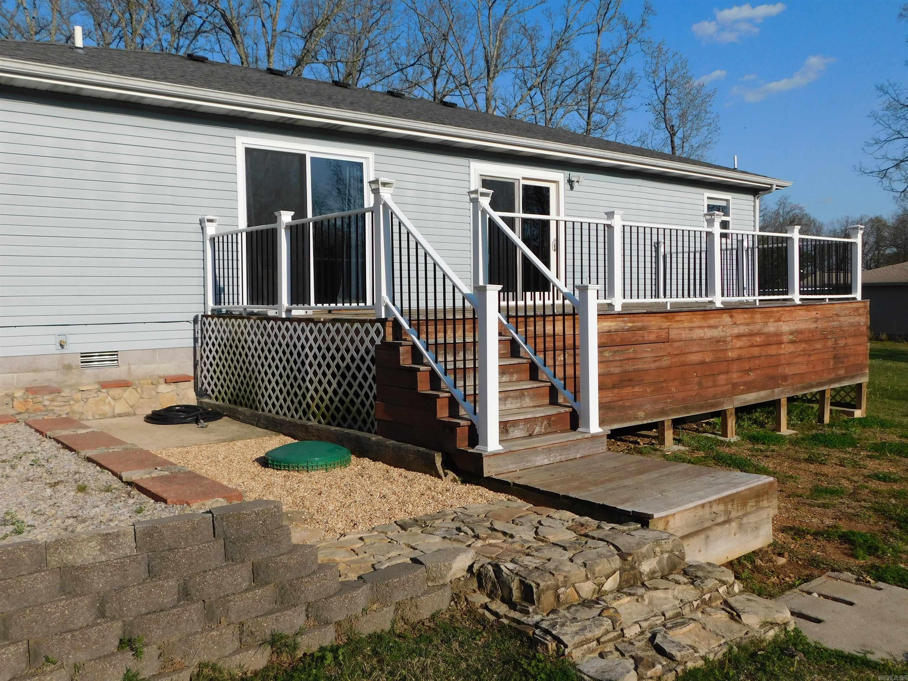 384  Robinhood Circle  Mountain Home, AR