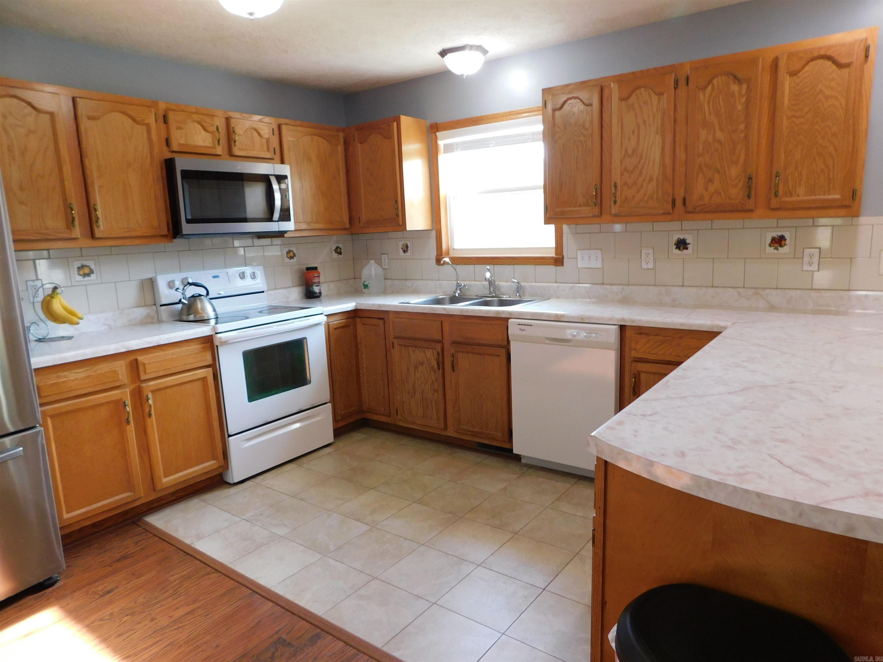 384  Robinhood Circle  Mountain Home, AR