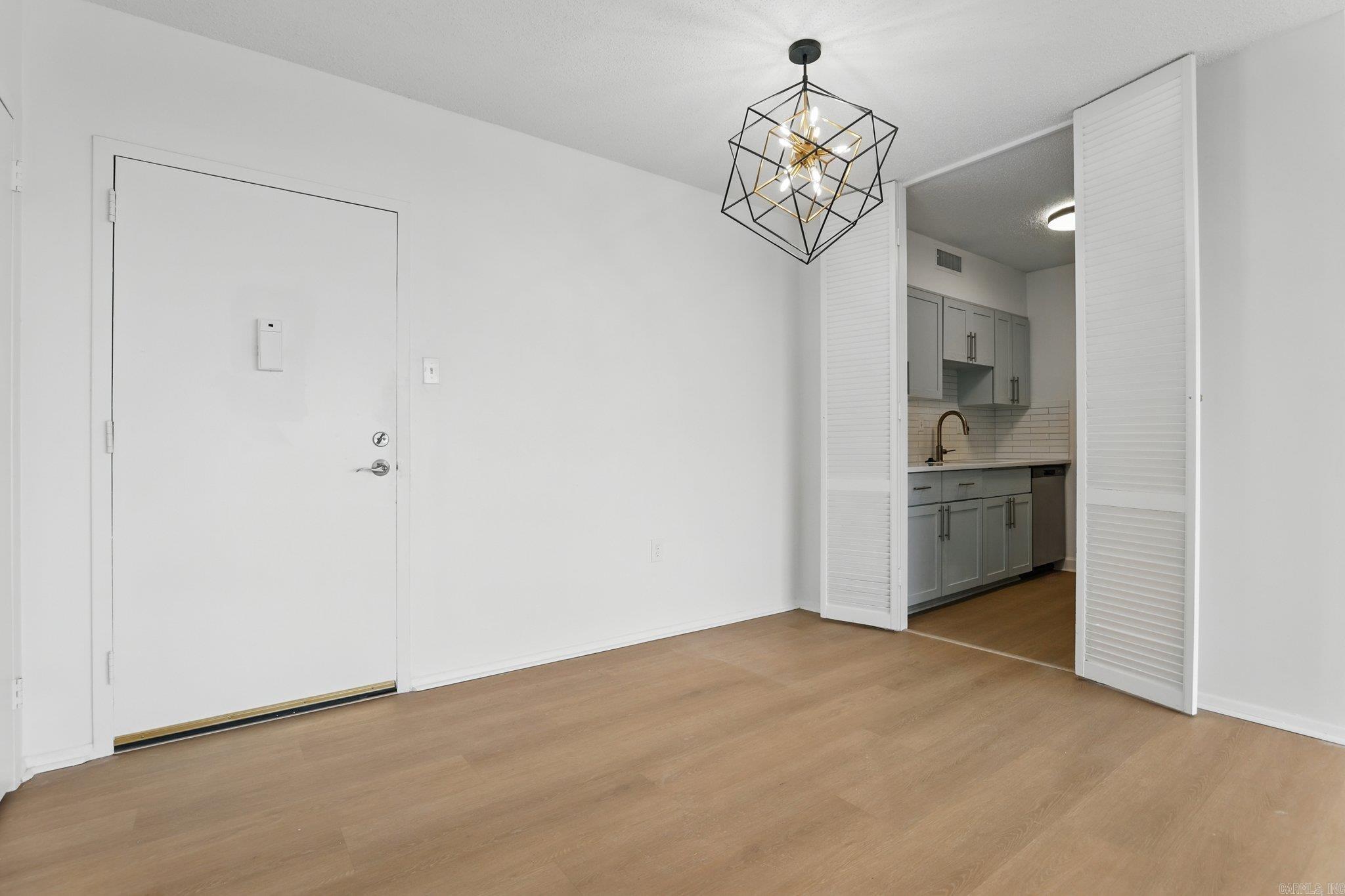 700 E 9th Unit 8J  Little Rock, AR