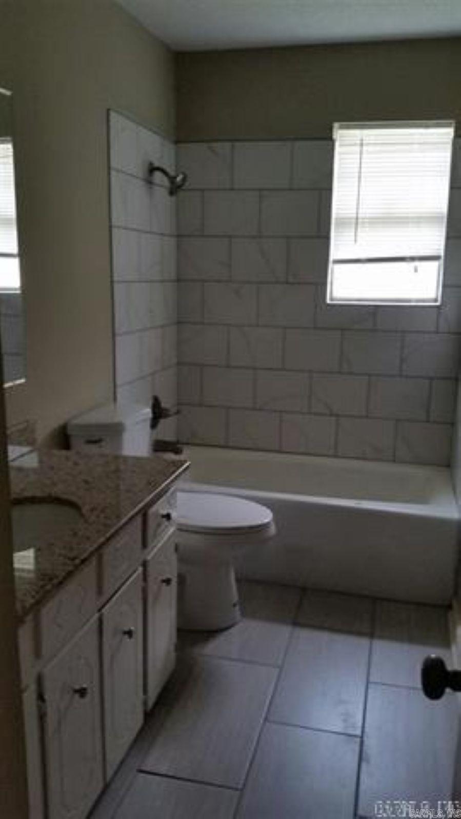 11433  Bainbridge  Little Rock, AR