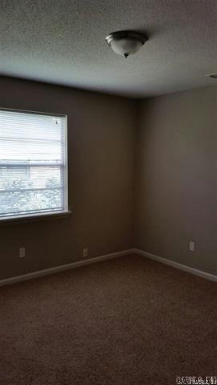 11433  Bainbridge  Little Rock, AR