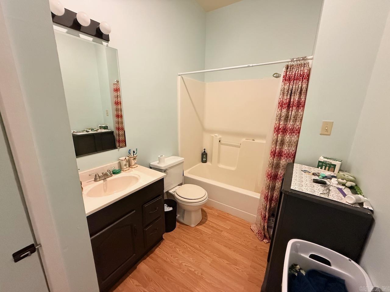 207 W Central  Warren, AR