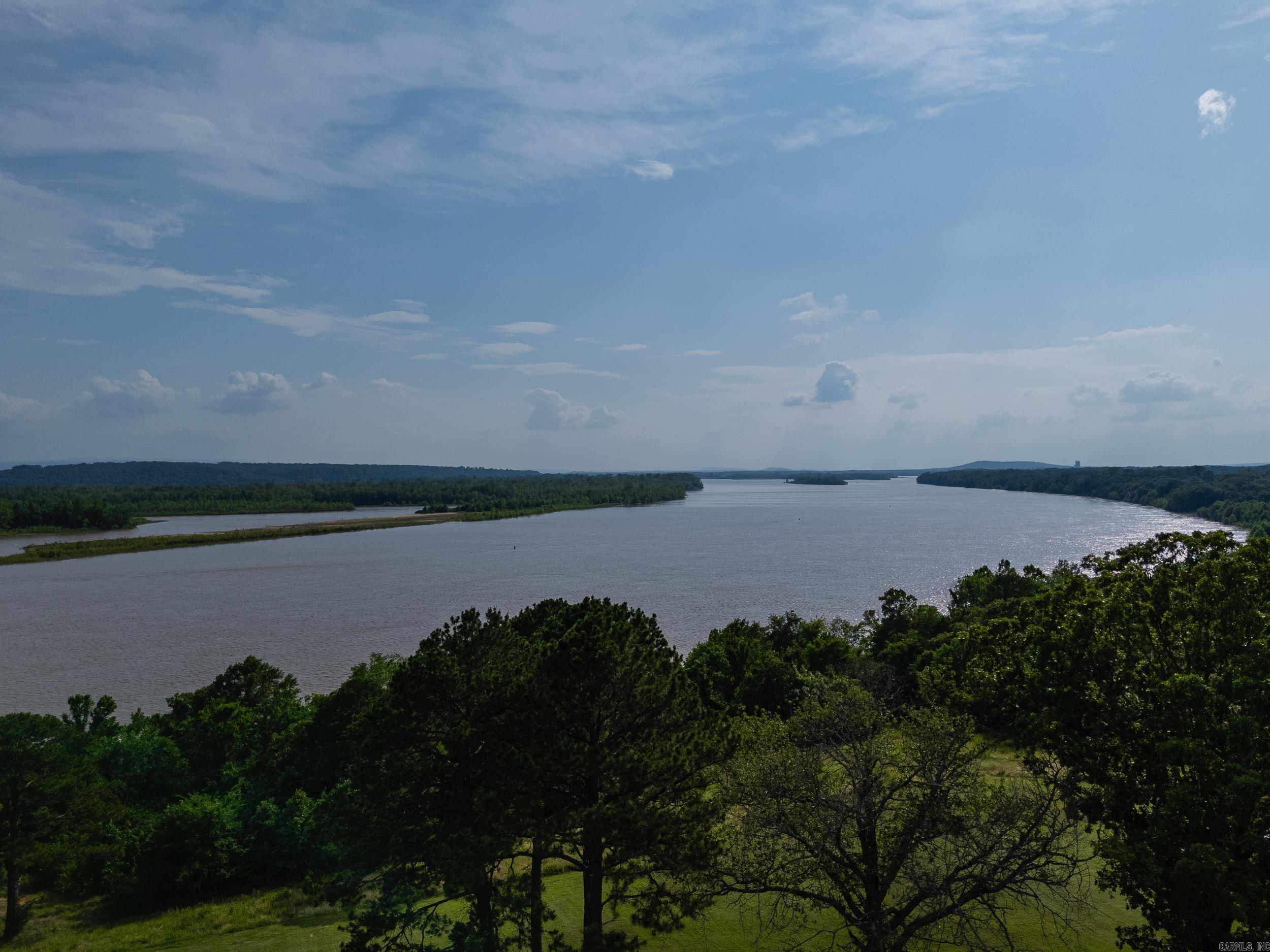 637  Riverpoint Rd  Clarksville, AR