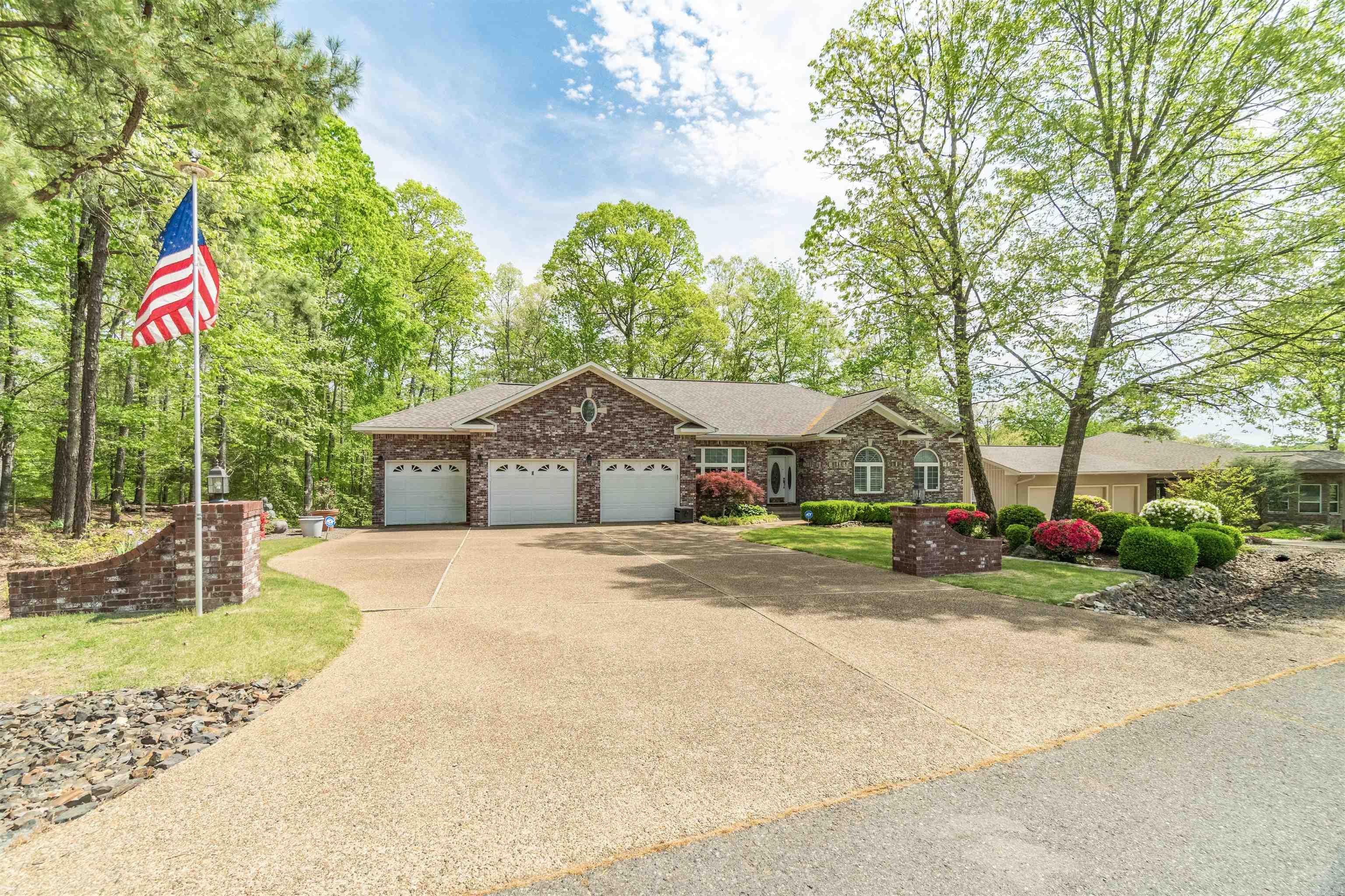 3  Sacedon  Hot Springs Village, AR