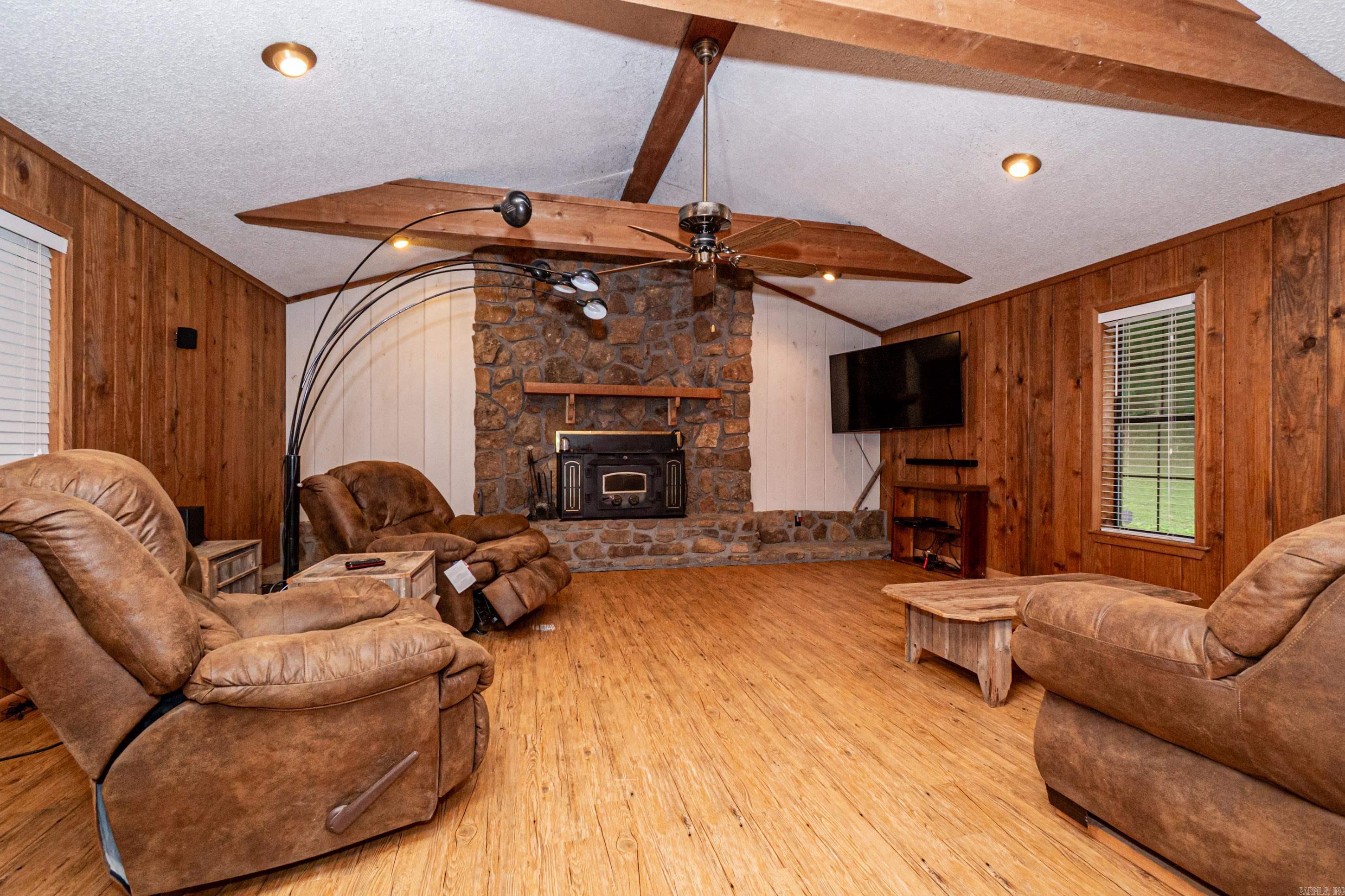 1565  Forest View  Camden, AR