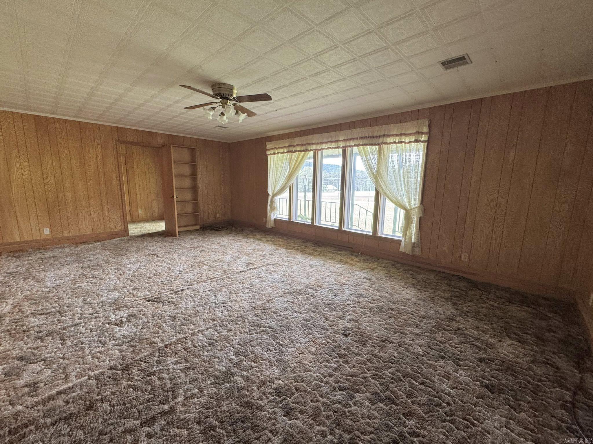 203 N Bayou  Mountain View, AR