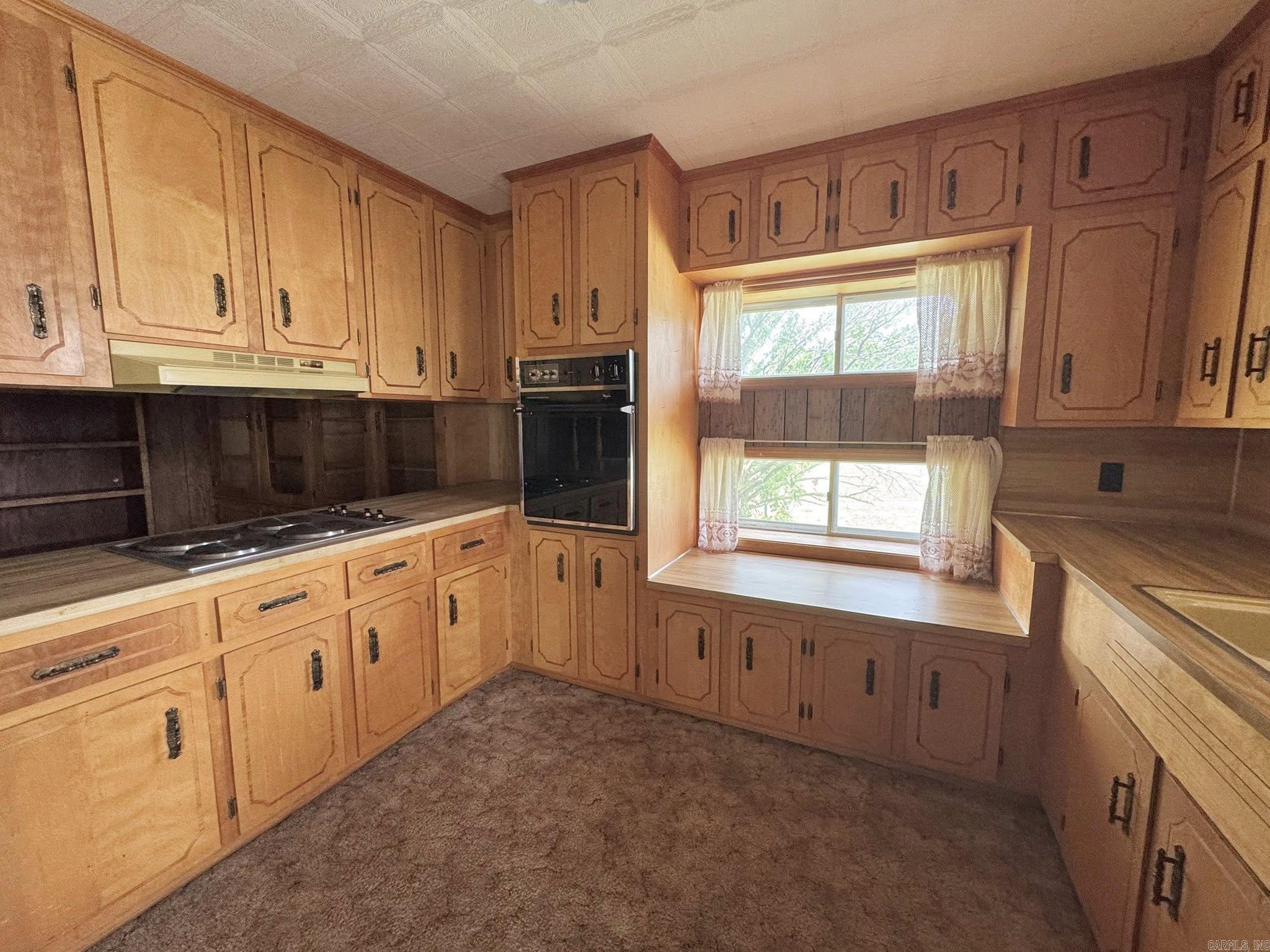 203 N Bayou  Mountain View, AR
