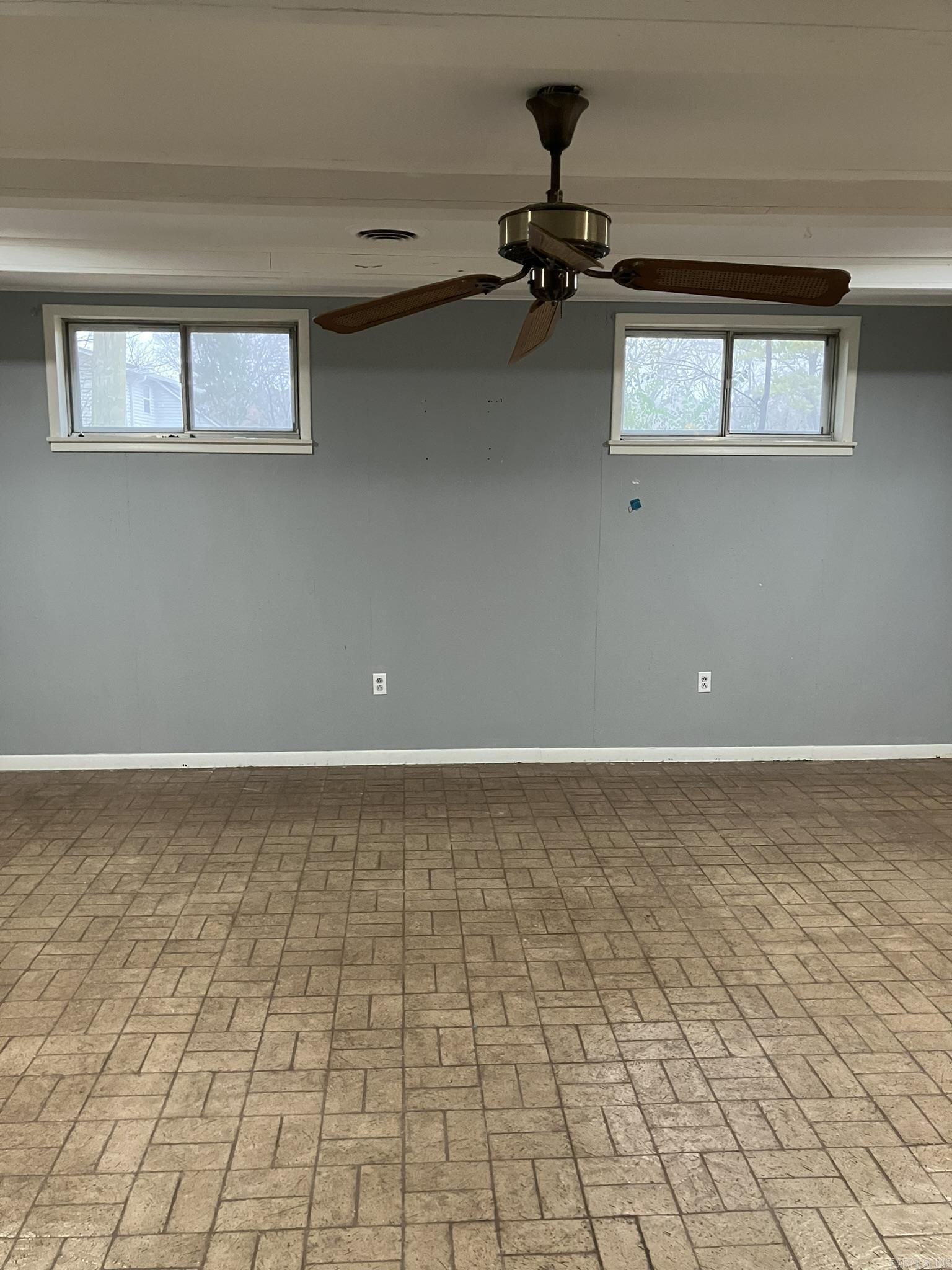 5006  Manor  Little Rock, AR