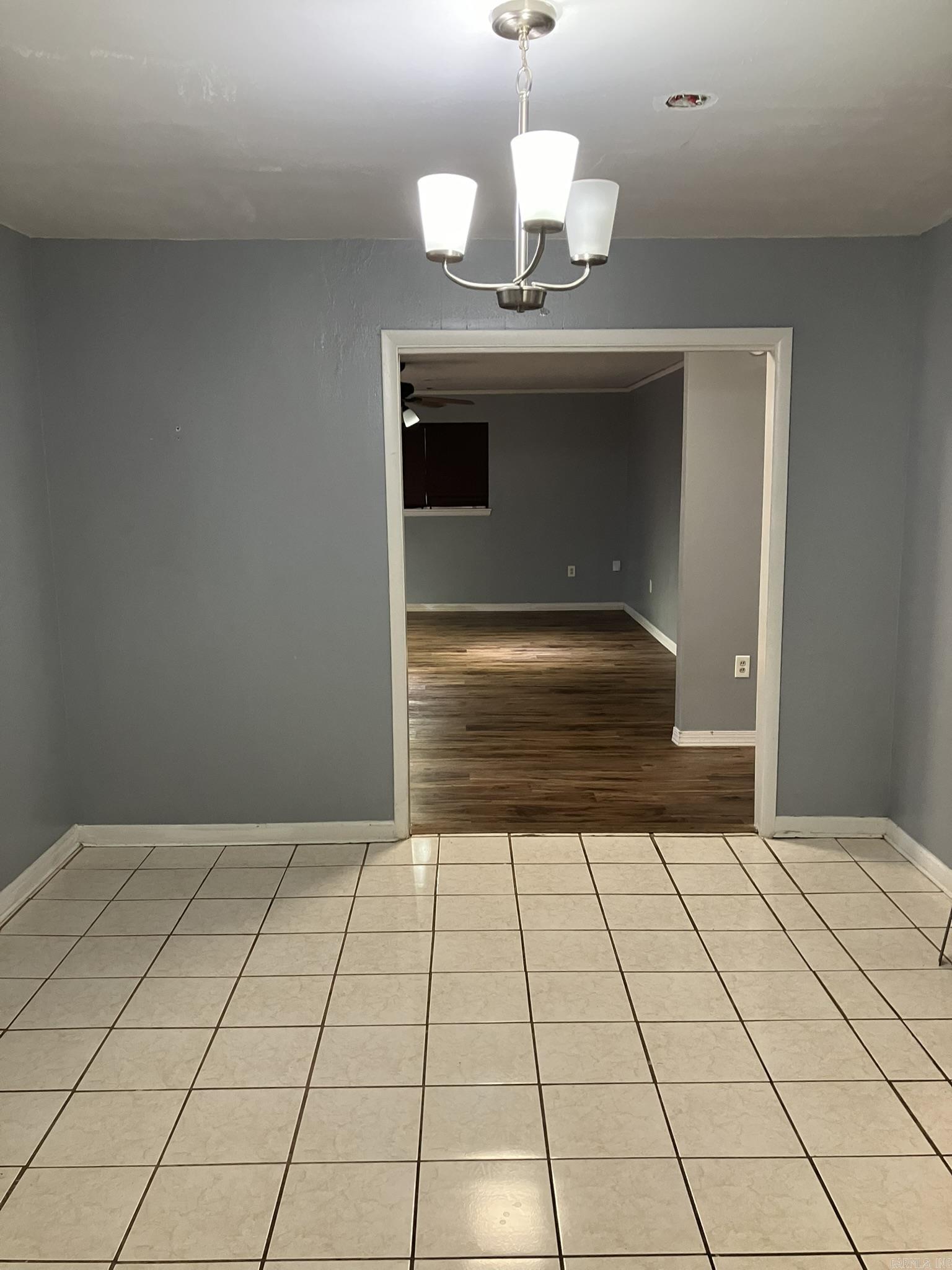 5006  Manor  Little Rock, AR