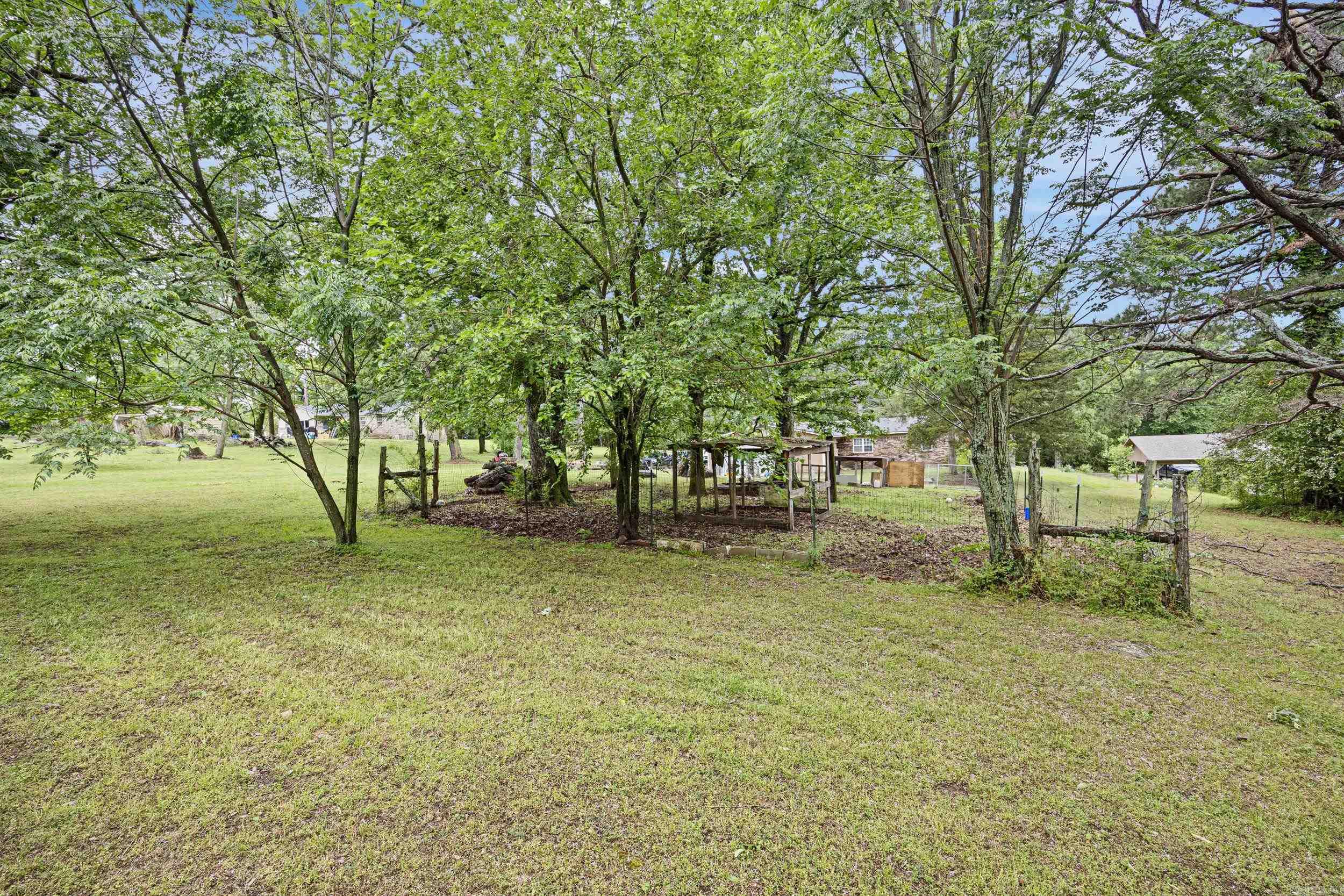 405  Damascus Rd  Russellville, AR