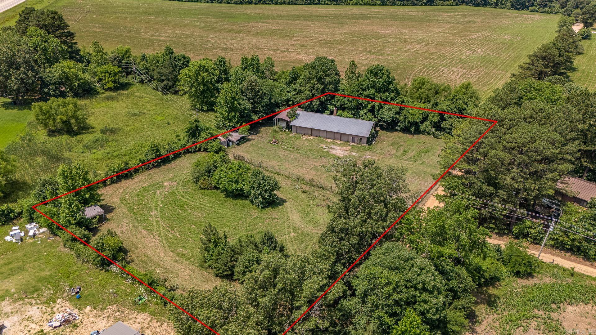 154 (shop) CR 761 Road  Brookland, AR