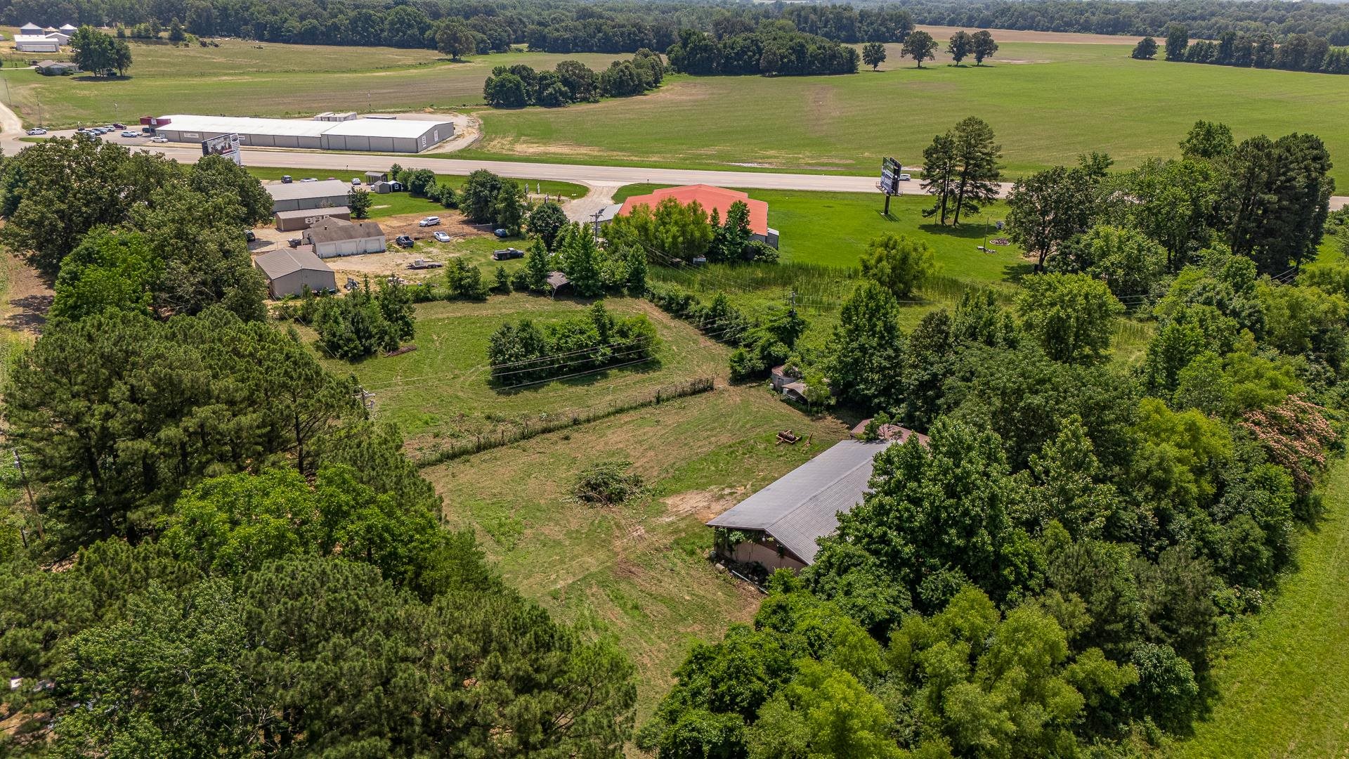 154 (shop) CR 761 Road  Brookland, AR