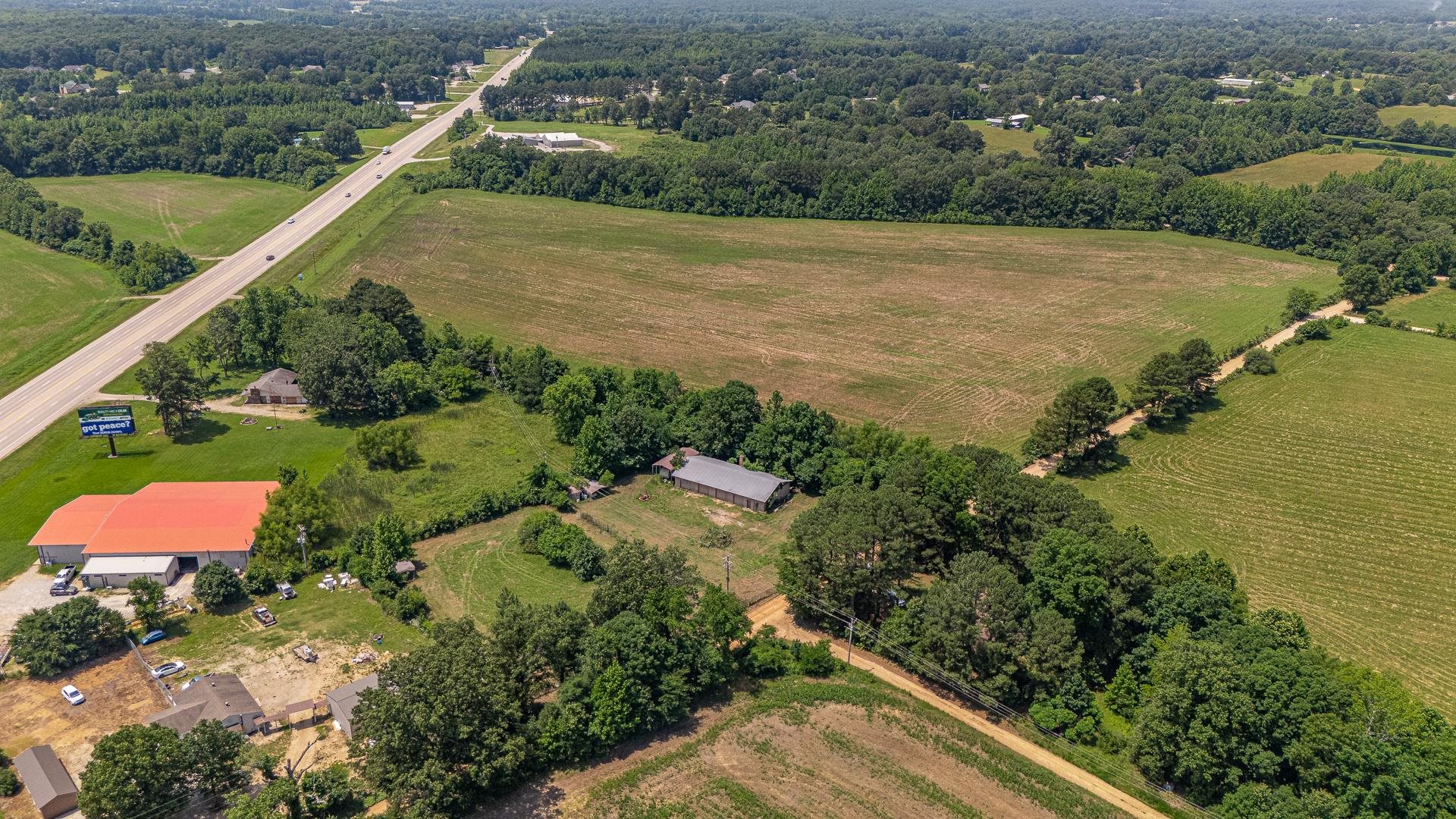 154 (shop) CR 761 Road  Brookland, AR