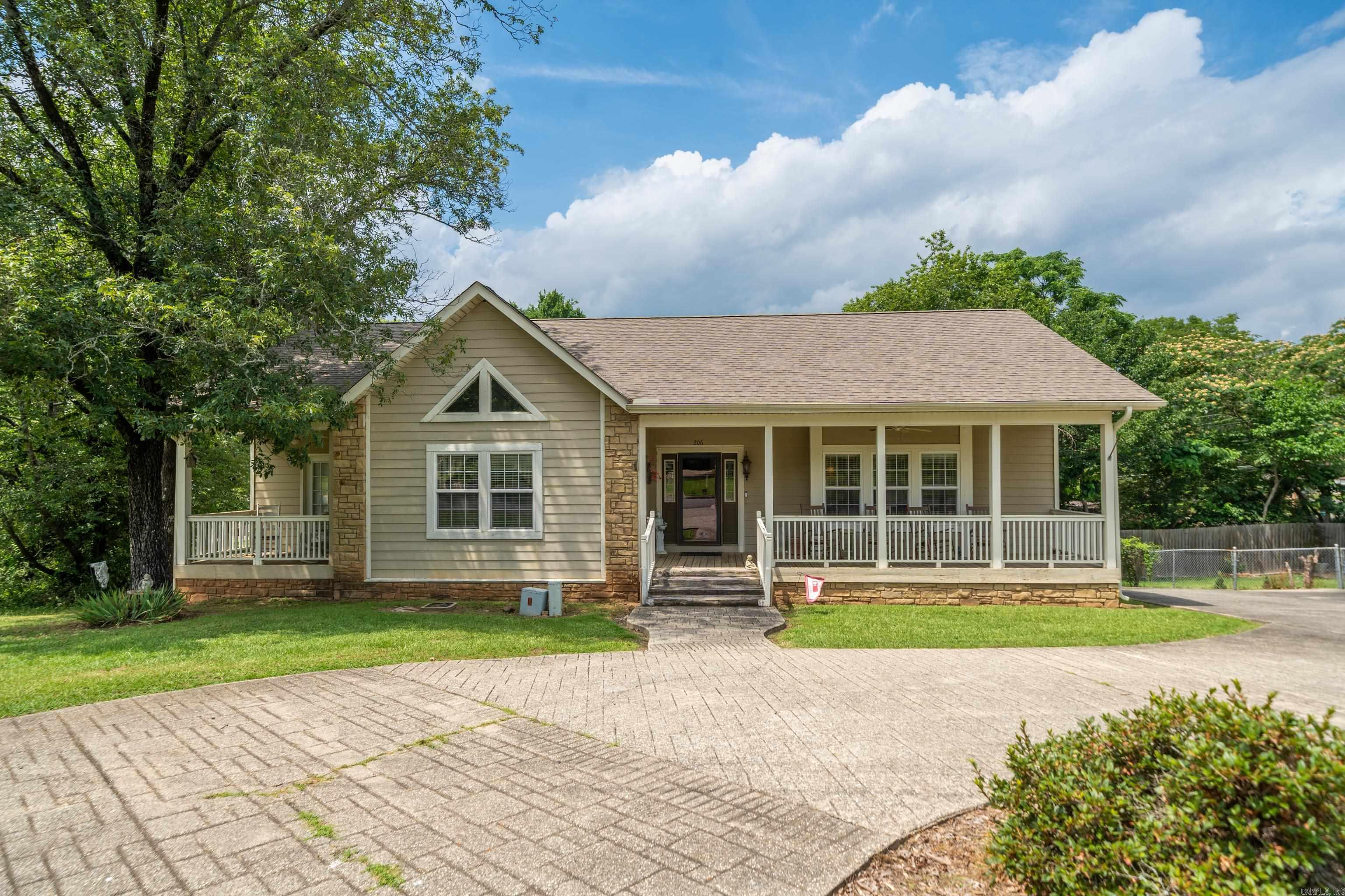206  Brown  Hot Springs, AR