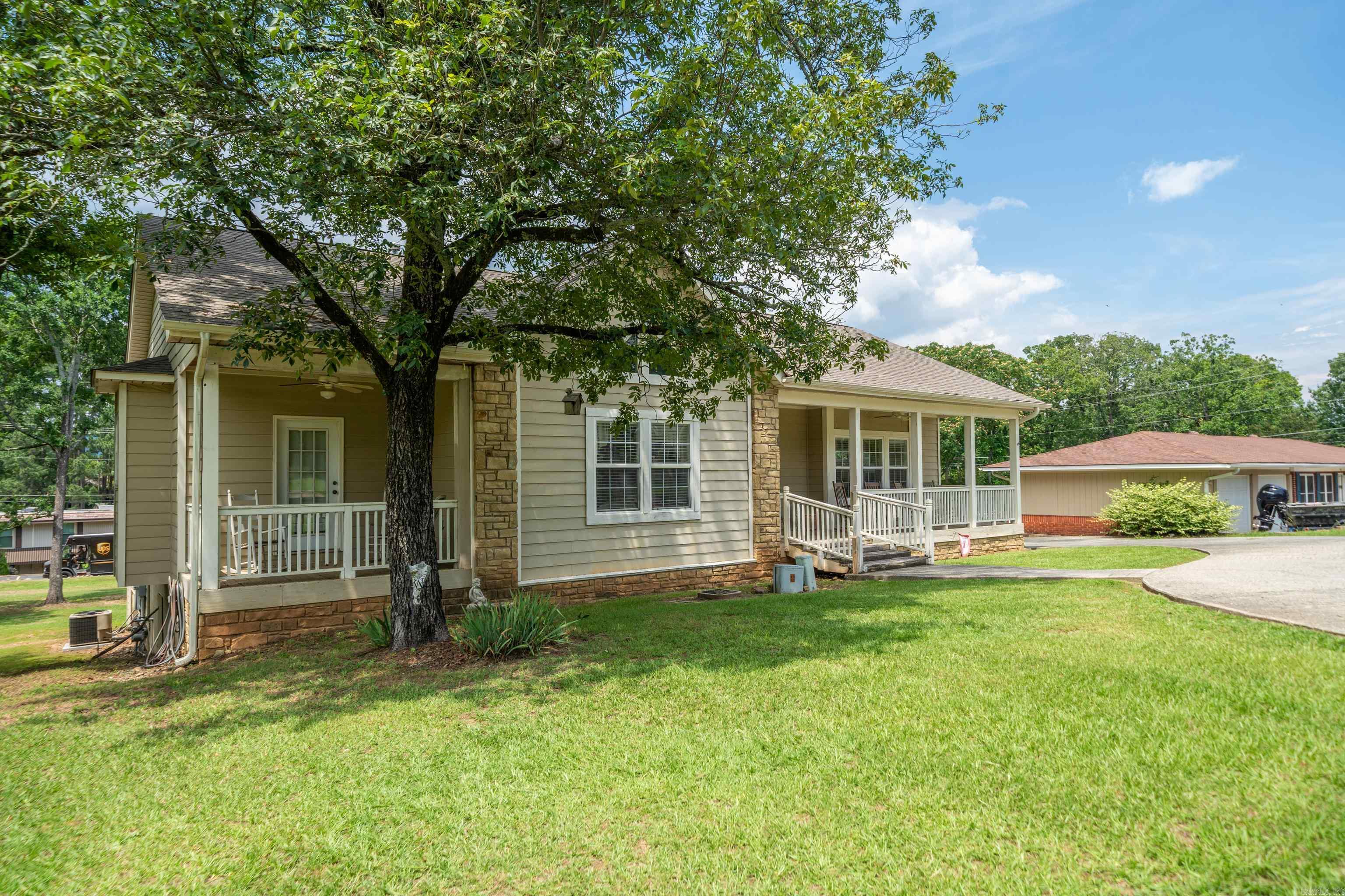 206  Brown  Hot Springs, AR