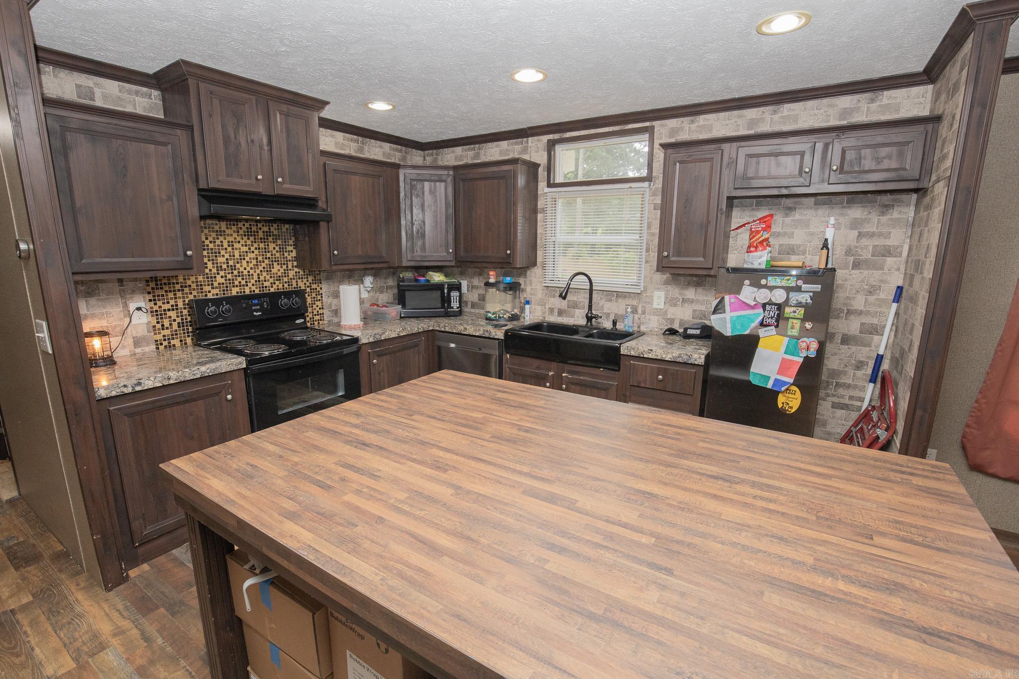 115  Poplar  Sheridan, AR