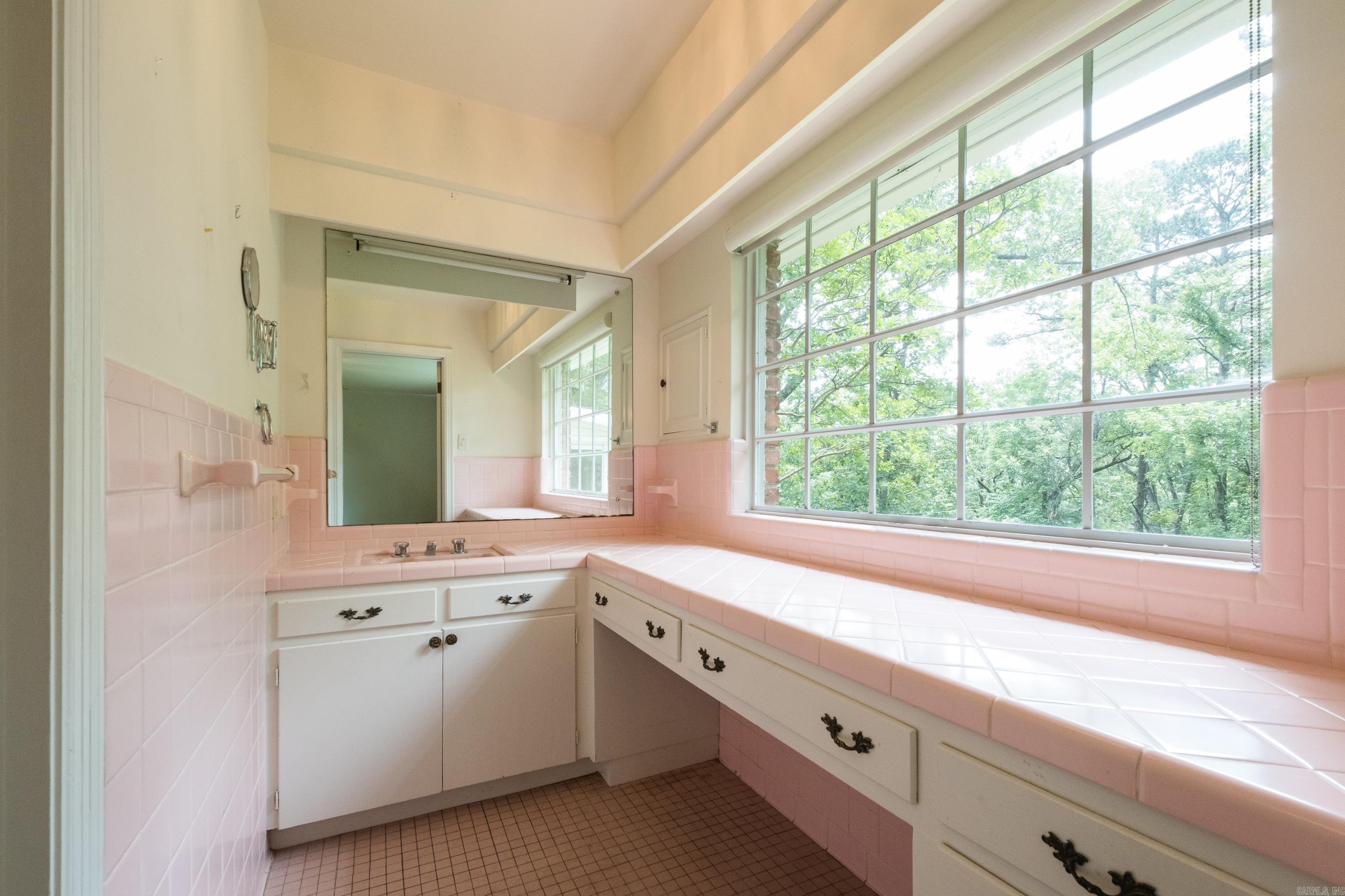 14  Tanglewood  Little Rock, AR