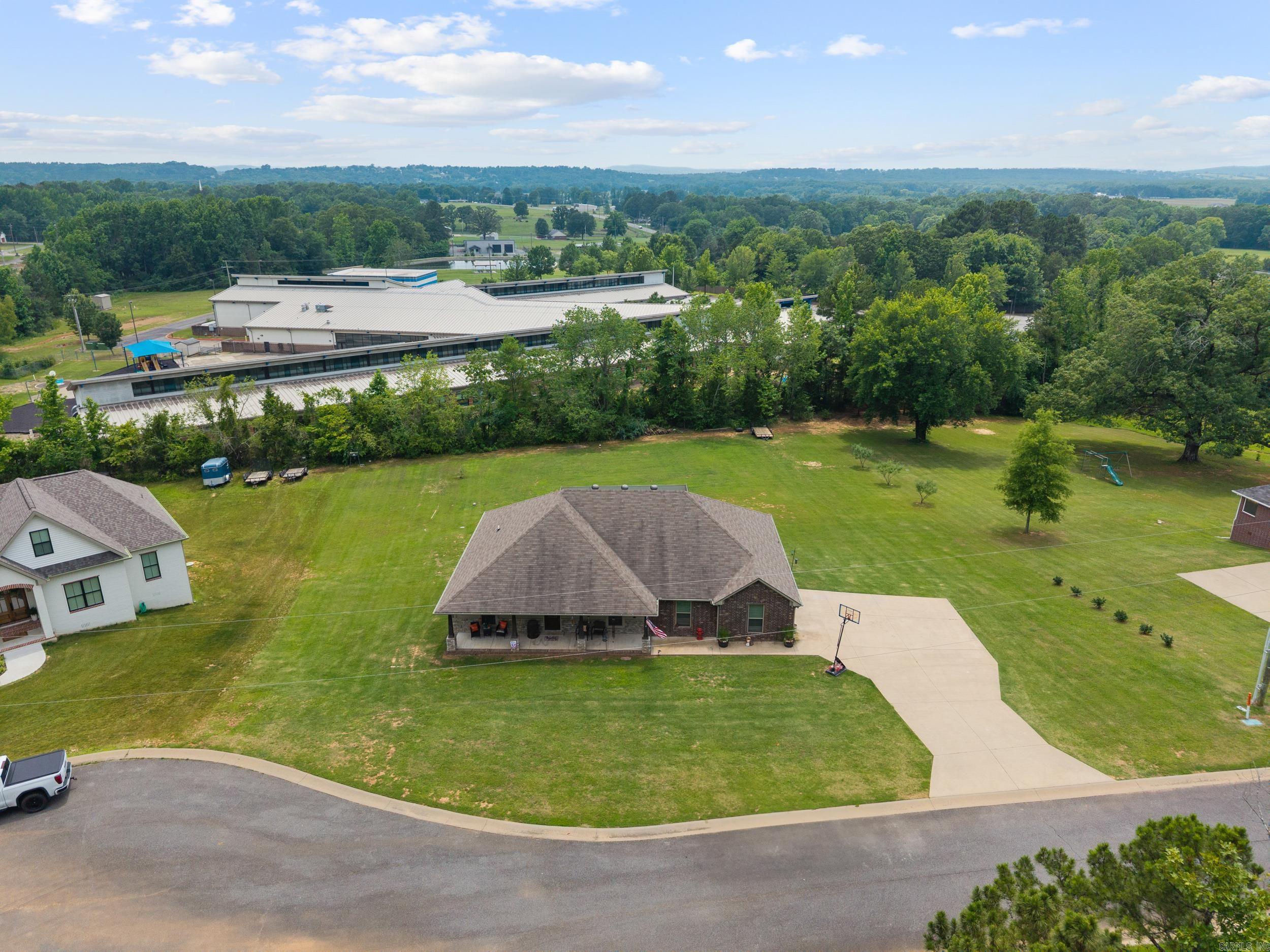 22  Beulah Drive  Wooster, AR