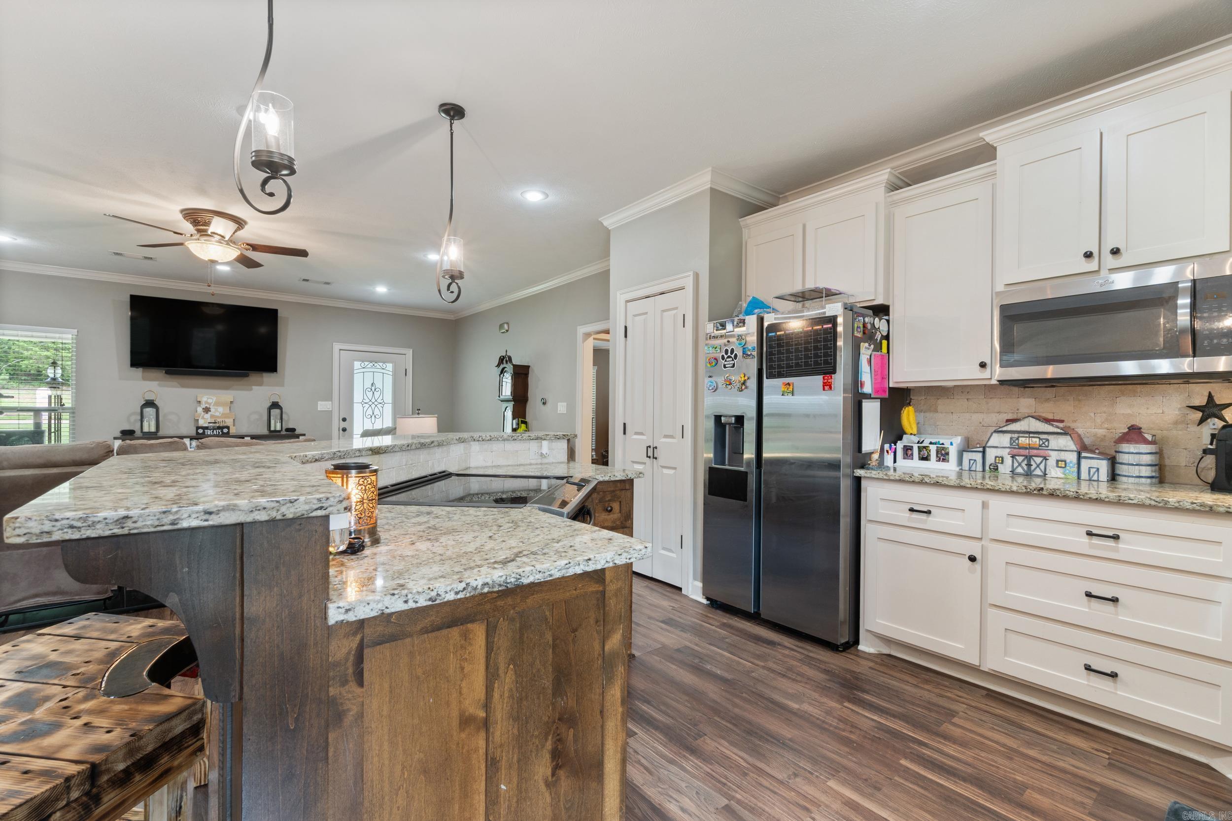 22  Beulah Drive  Wooster, AR