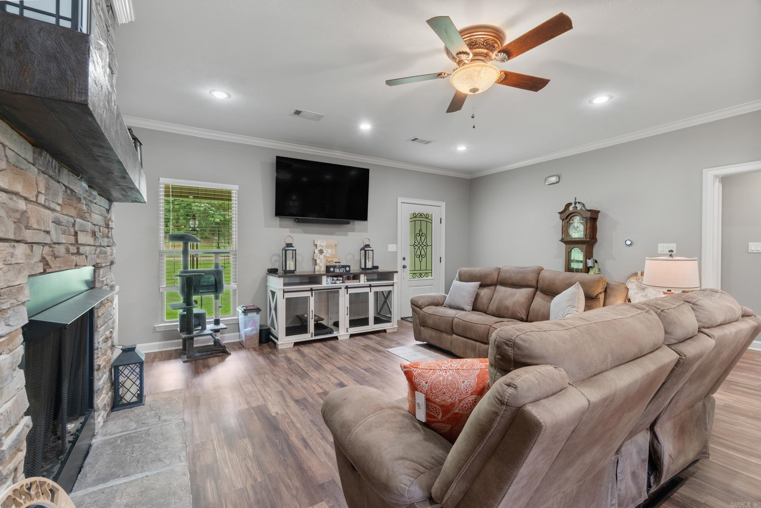 22  Beulah Drive  Wooster, AR