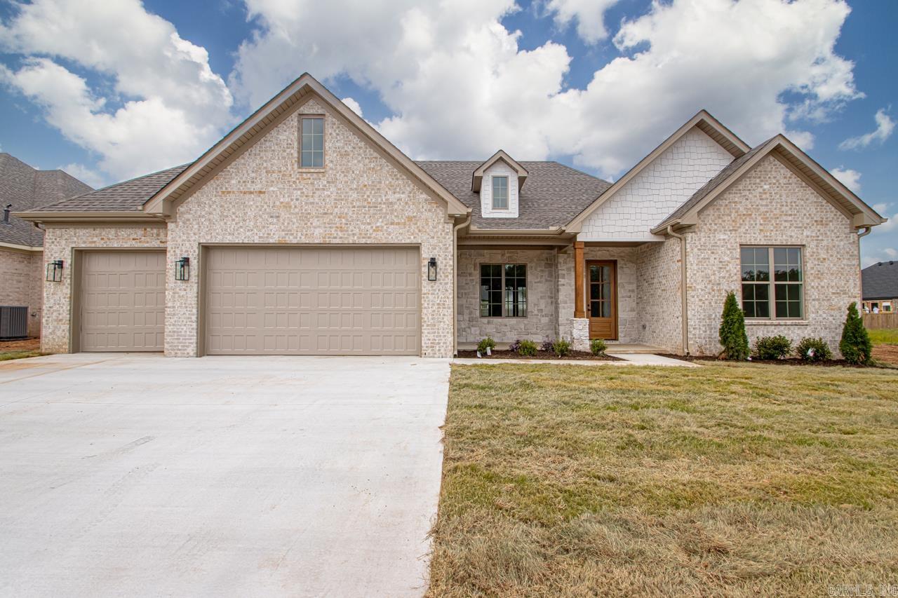 512  Corondelet Lane  Maumelle, AR