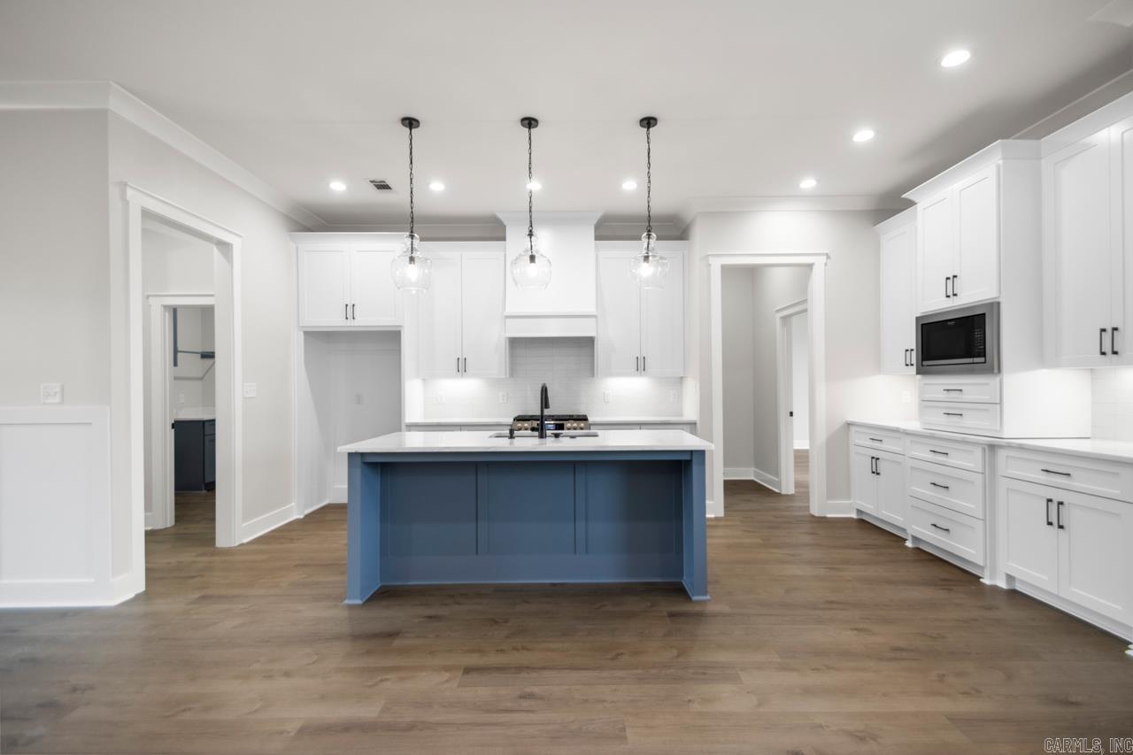 512  Corondelet Lane  Maumelle, AR