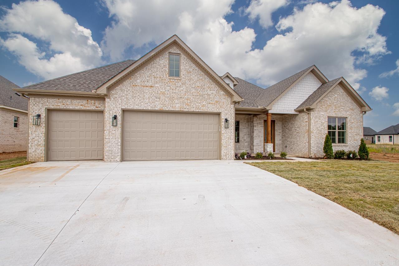 512  Corondelet Lane  Maumelle, AR
