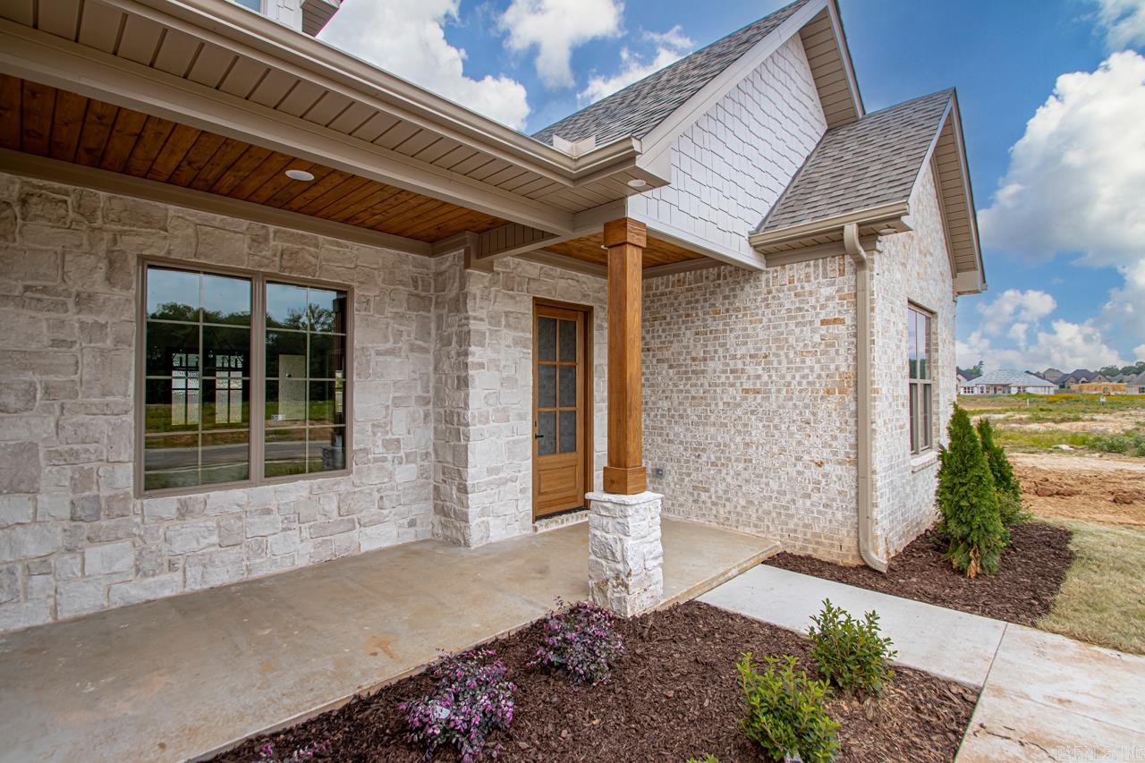 512  Corondelet Lane  Maumelle, AR