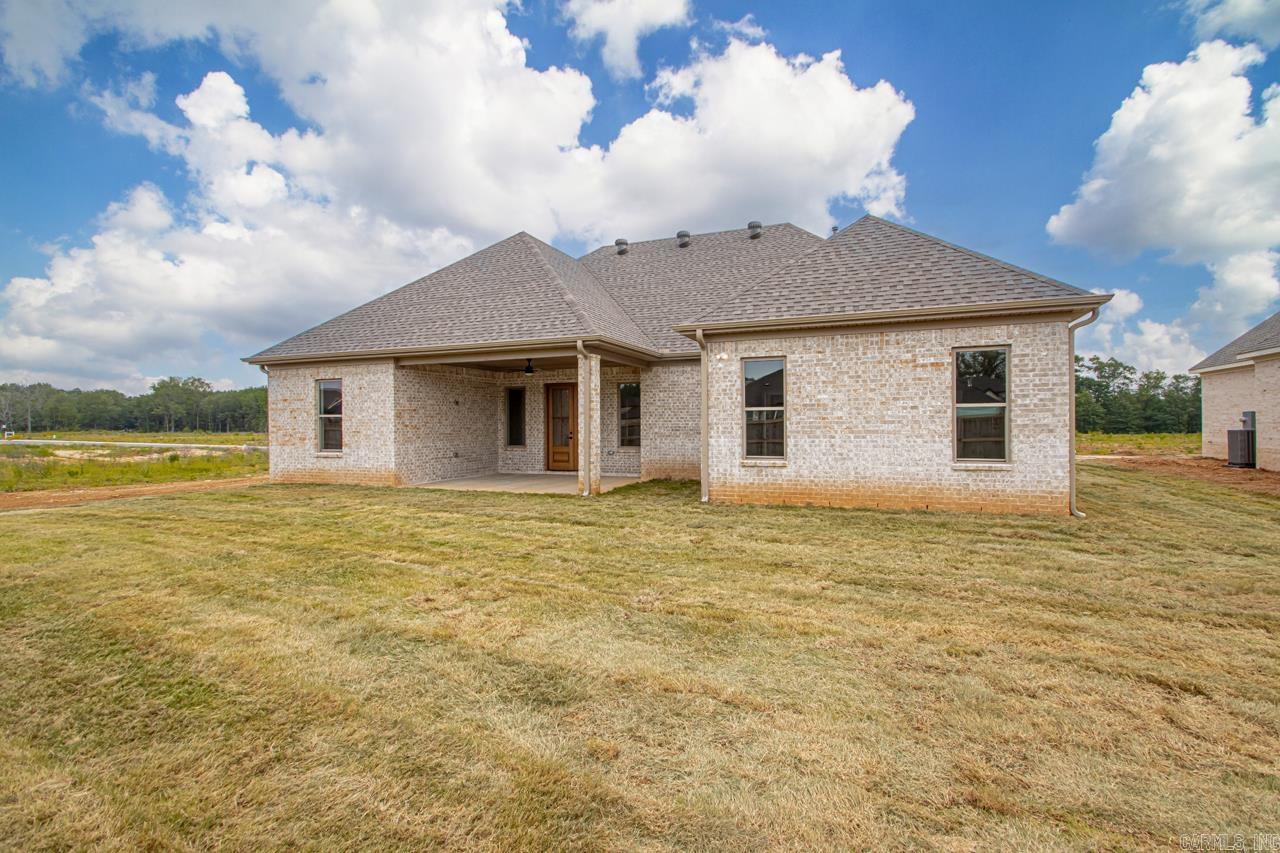512  Corondelet Lane  Maumelle, AR