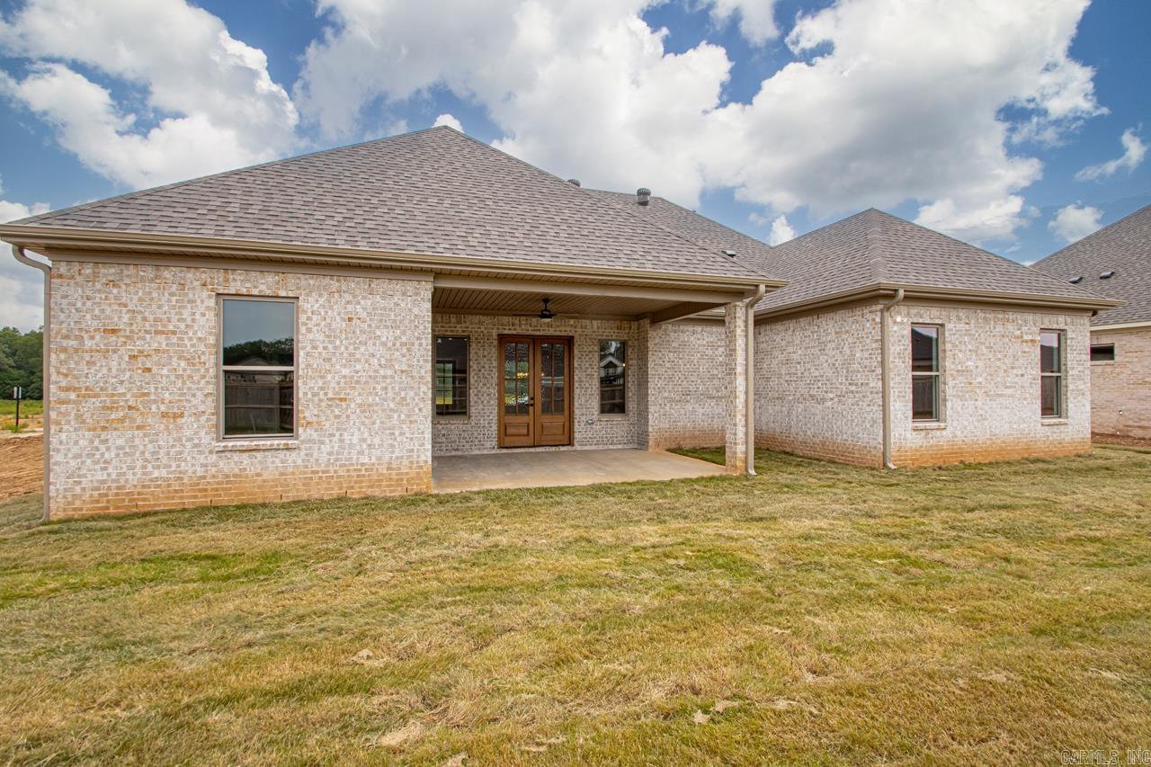 512  Corondelet Lane  Maumelle, AR