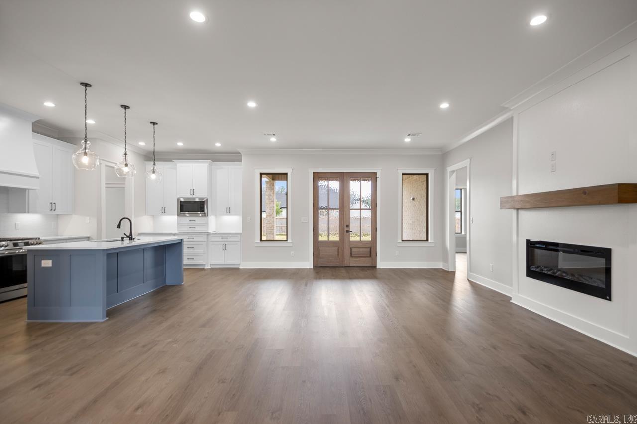 512  Corondelet Lane  Maumelle, AR