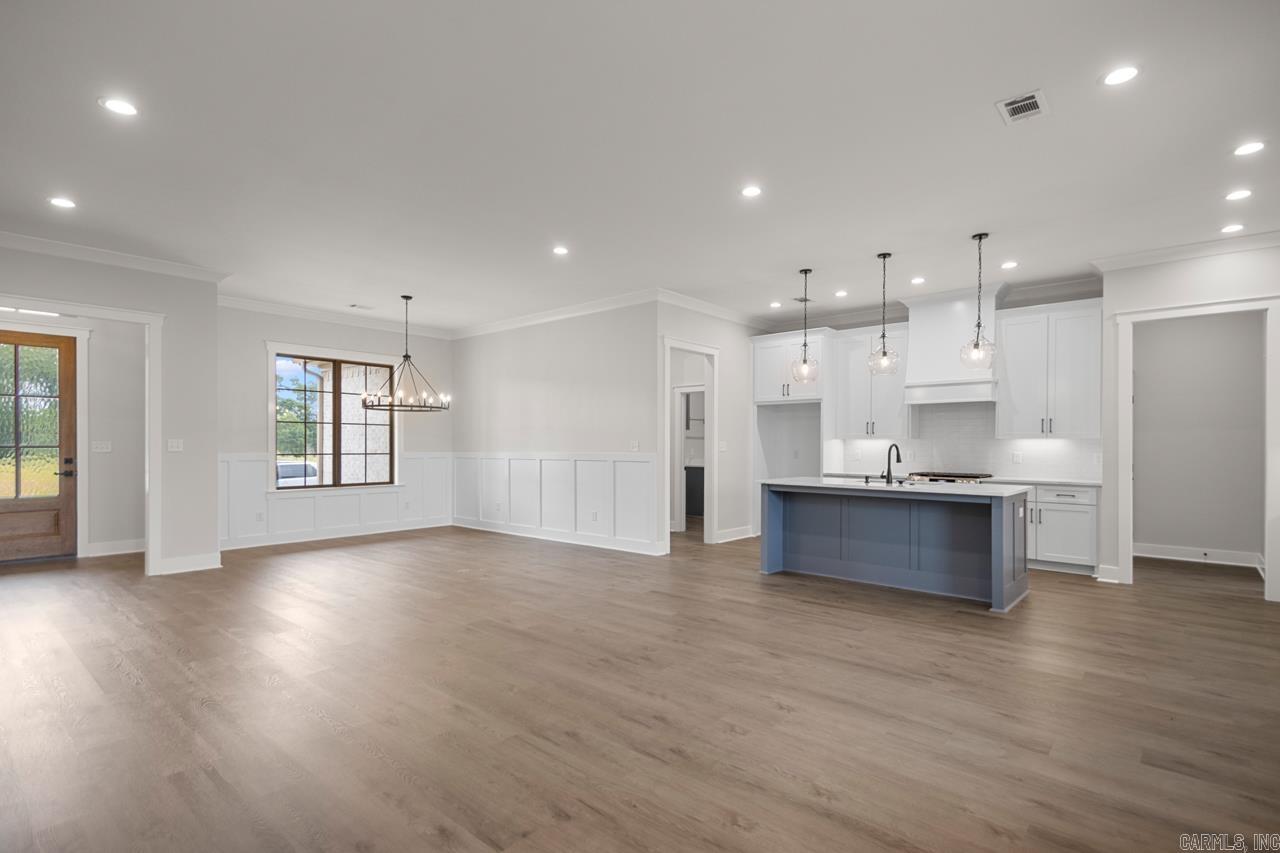 512  Corondelet Lane  Maumelle, AR