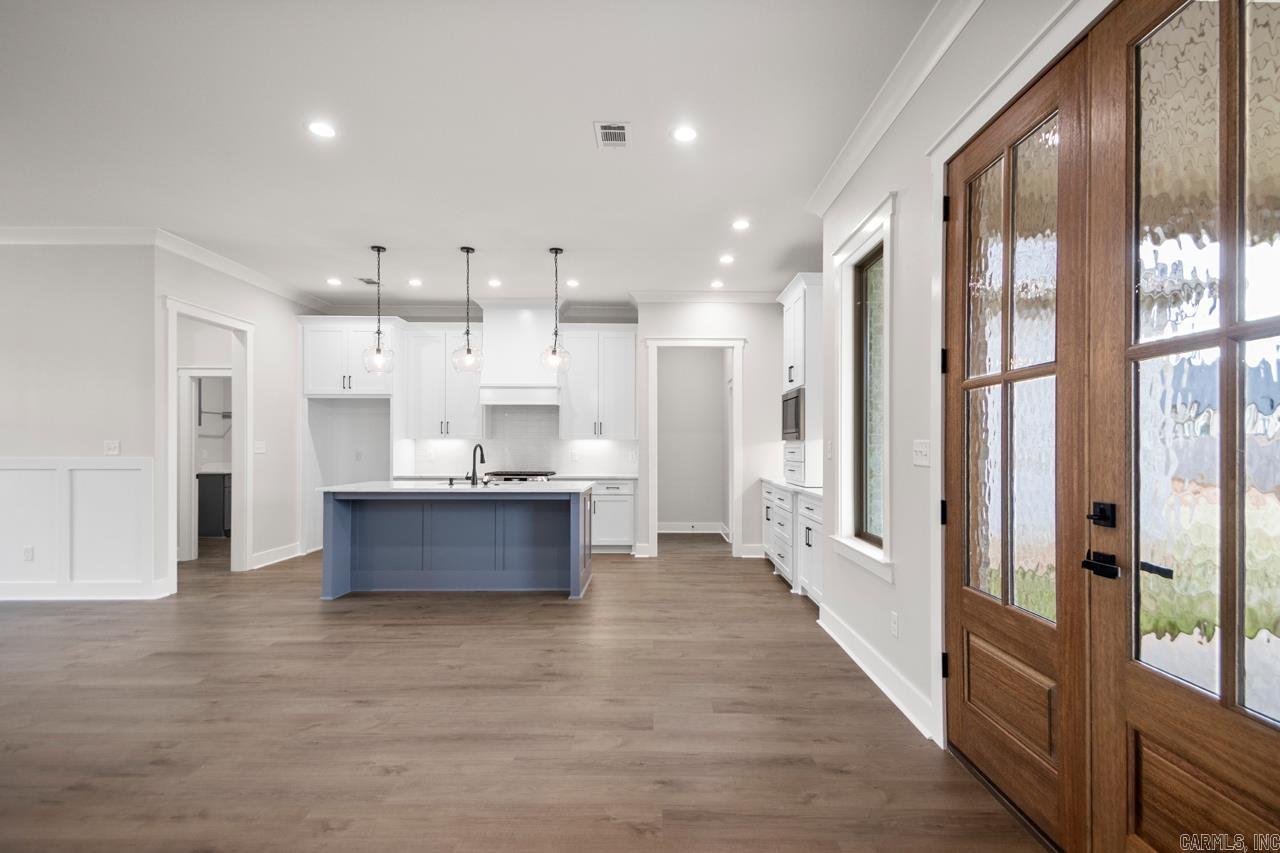 512  Corondelet Lane  Maumelle, AR