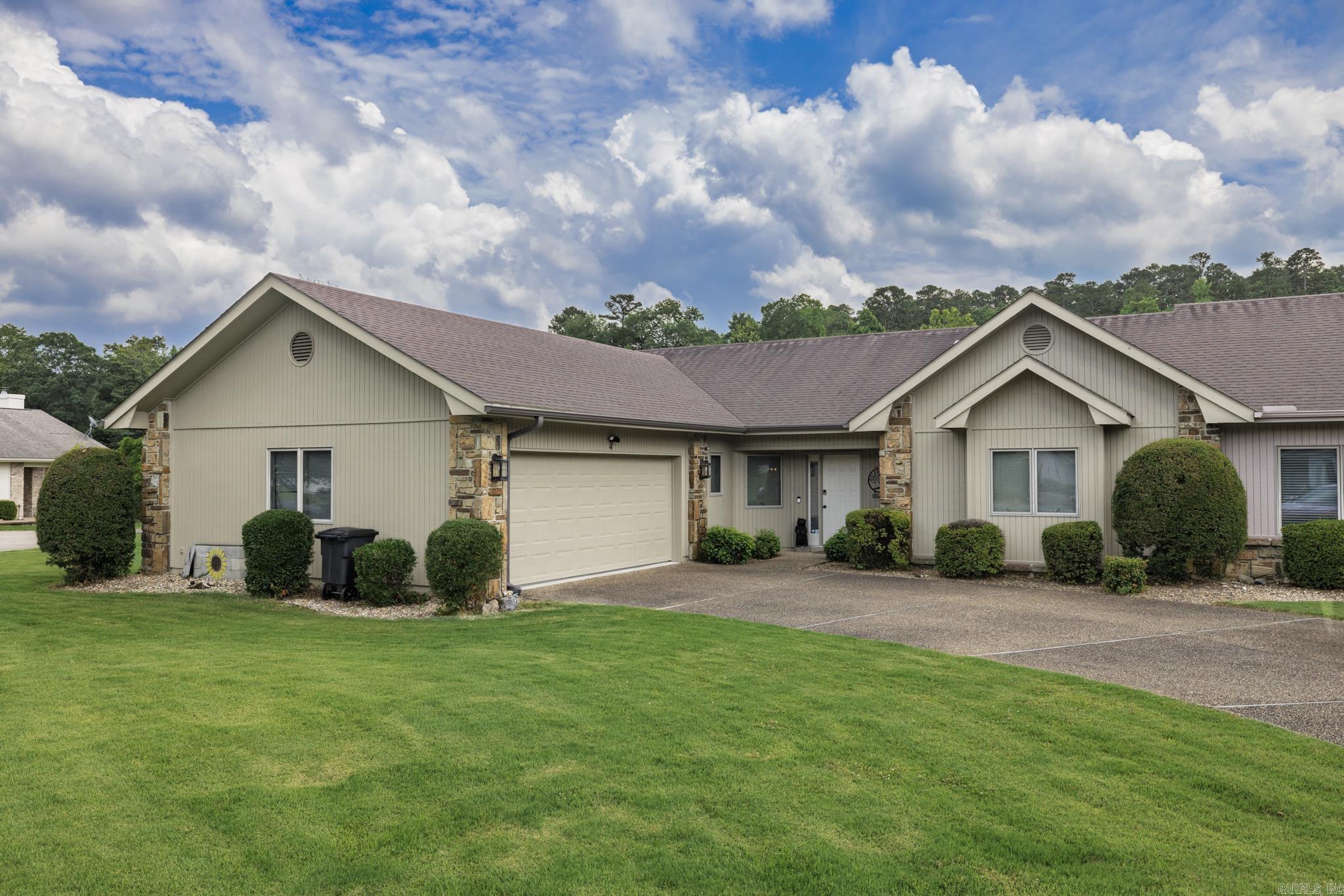 4  Isla Mujeres Ct  Hot Springs Village, AR