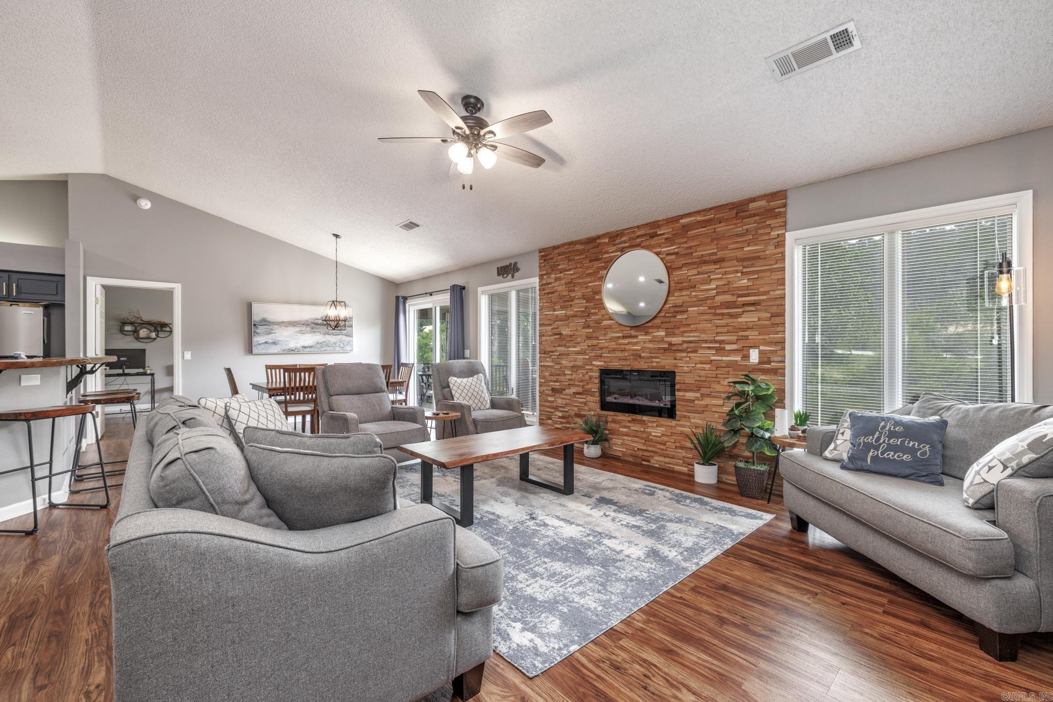 4  Isla Mujeres Ct  Hot Springs Village, AR