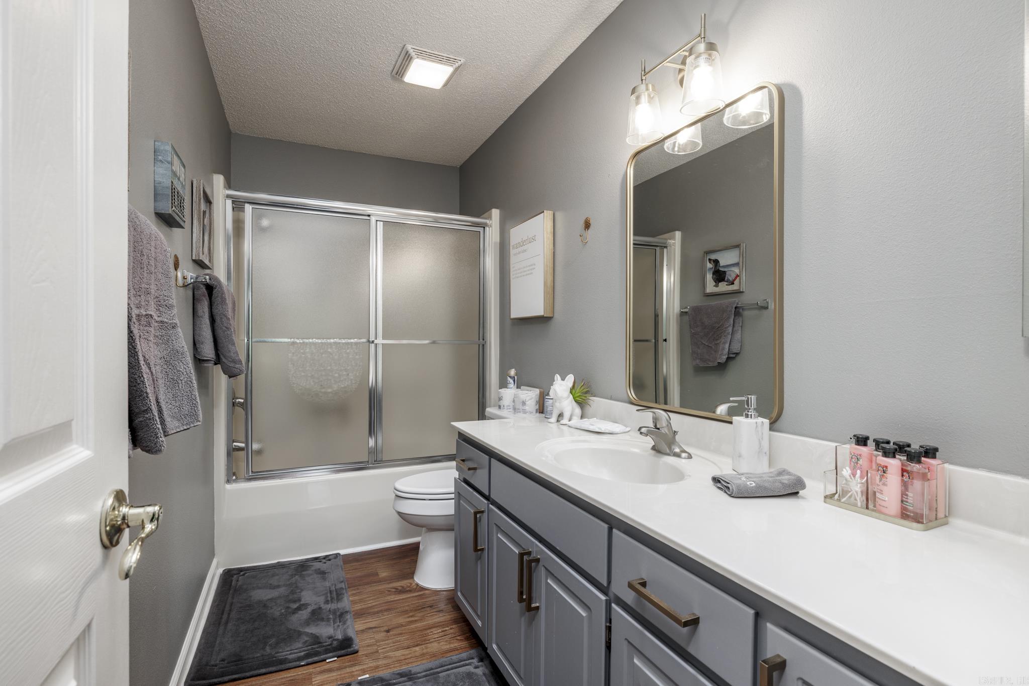 4  Isla Mujeres Ct  Hot Springs Village, AR