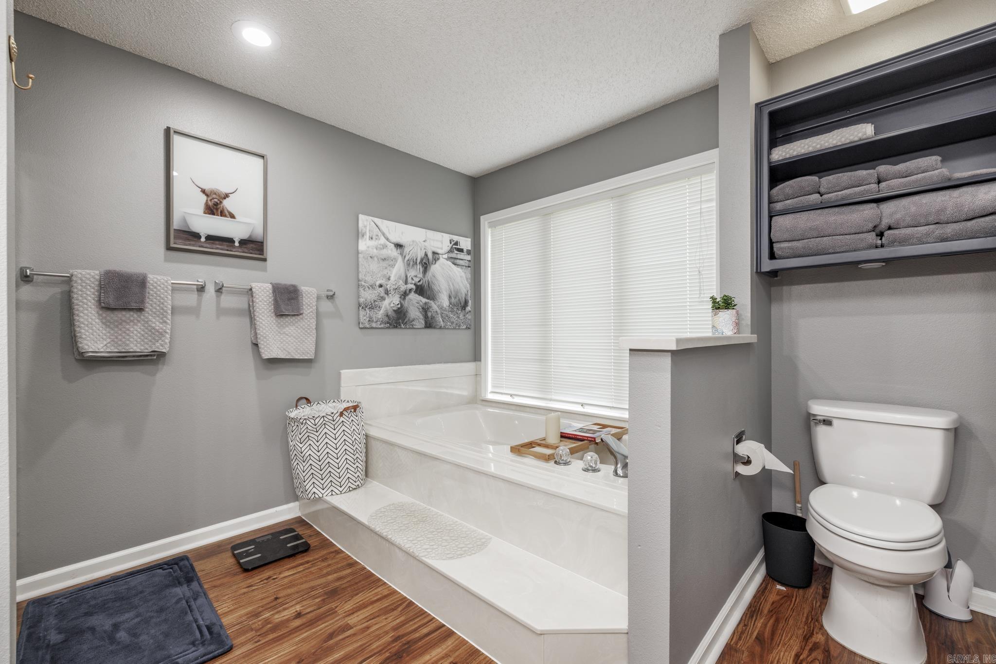 4  Isla Mujeres Ct  Hot Springs Village, AR