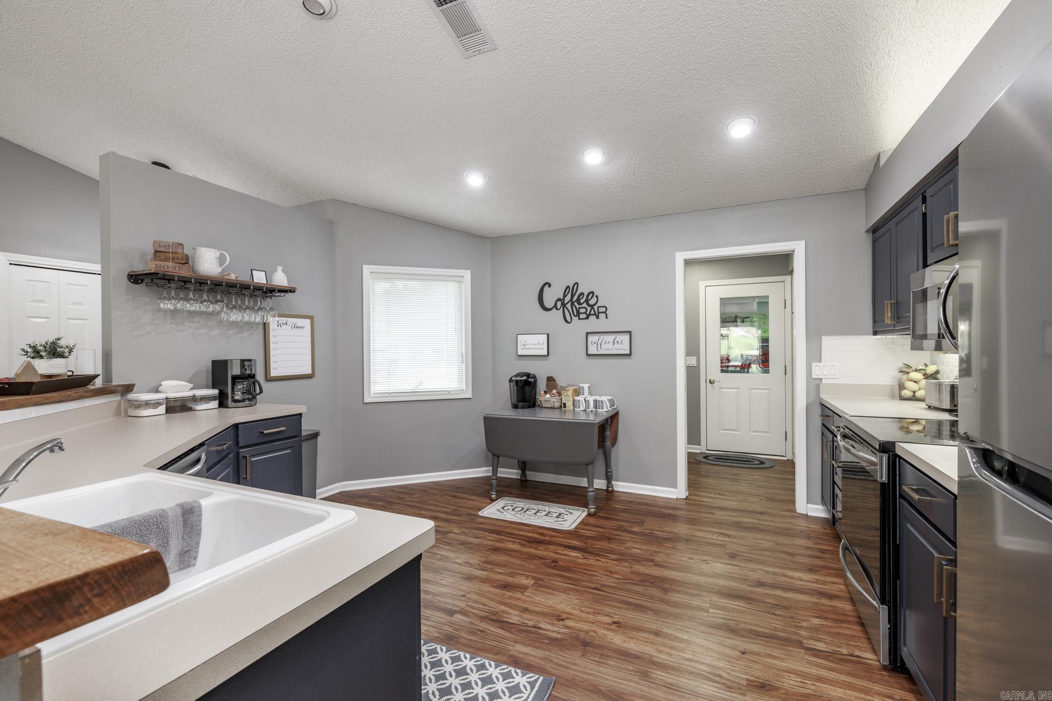 4  Isla Mujeres Ct  Hot Springs Village, AR