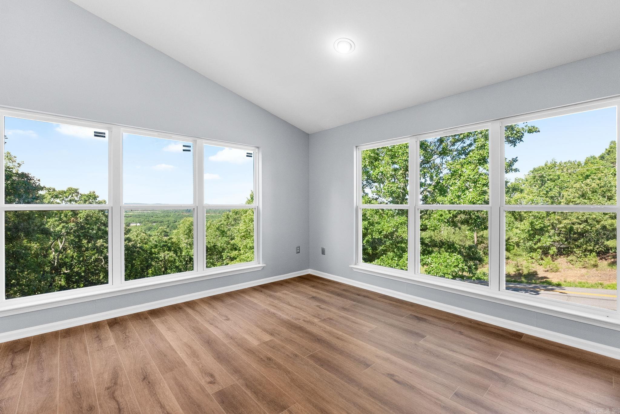 30  High Point  Mayflower, AR