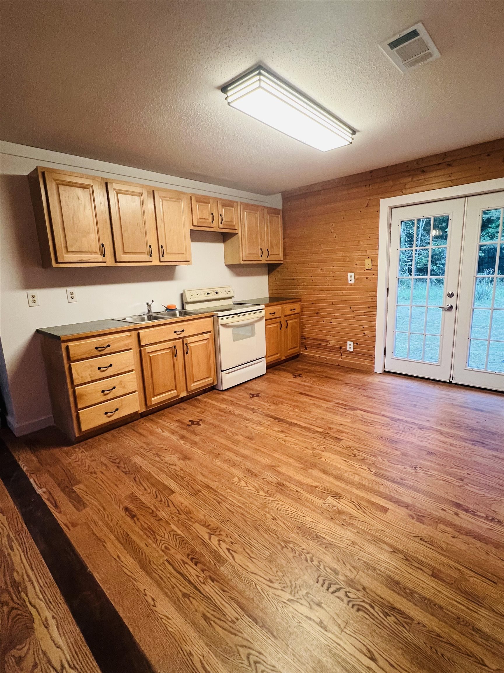 901 W Tri Lakes  Horseshoe Bend, AR