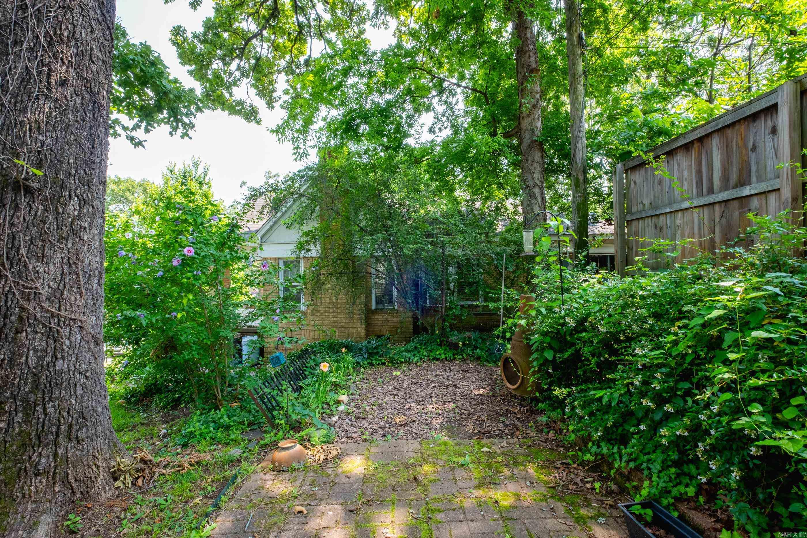 820 N Jackson  Little Rock, AR