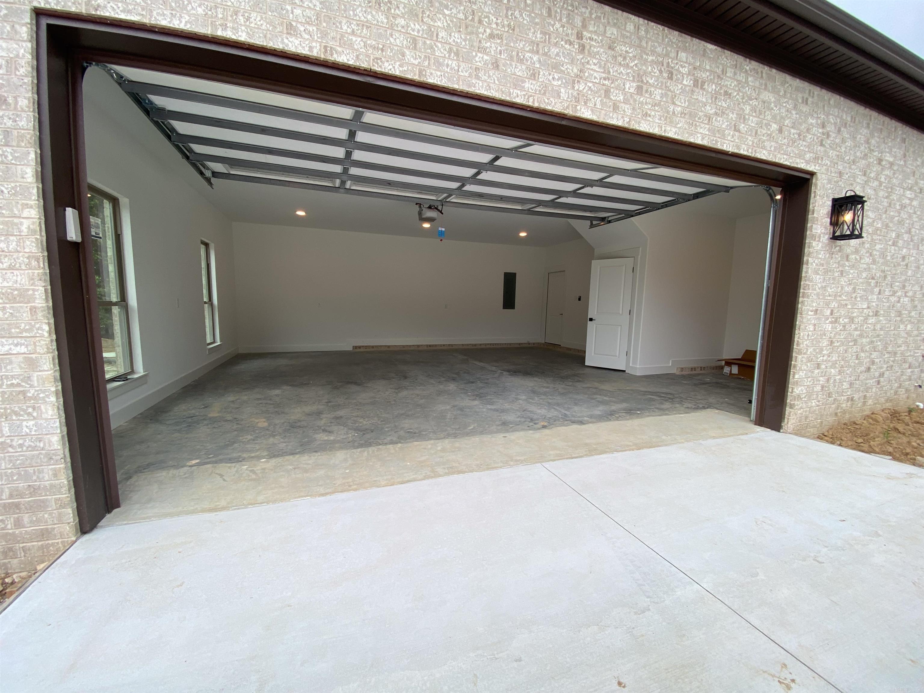 36  Church  Greenbrier, AR