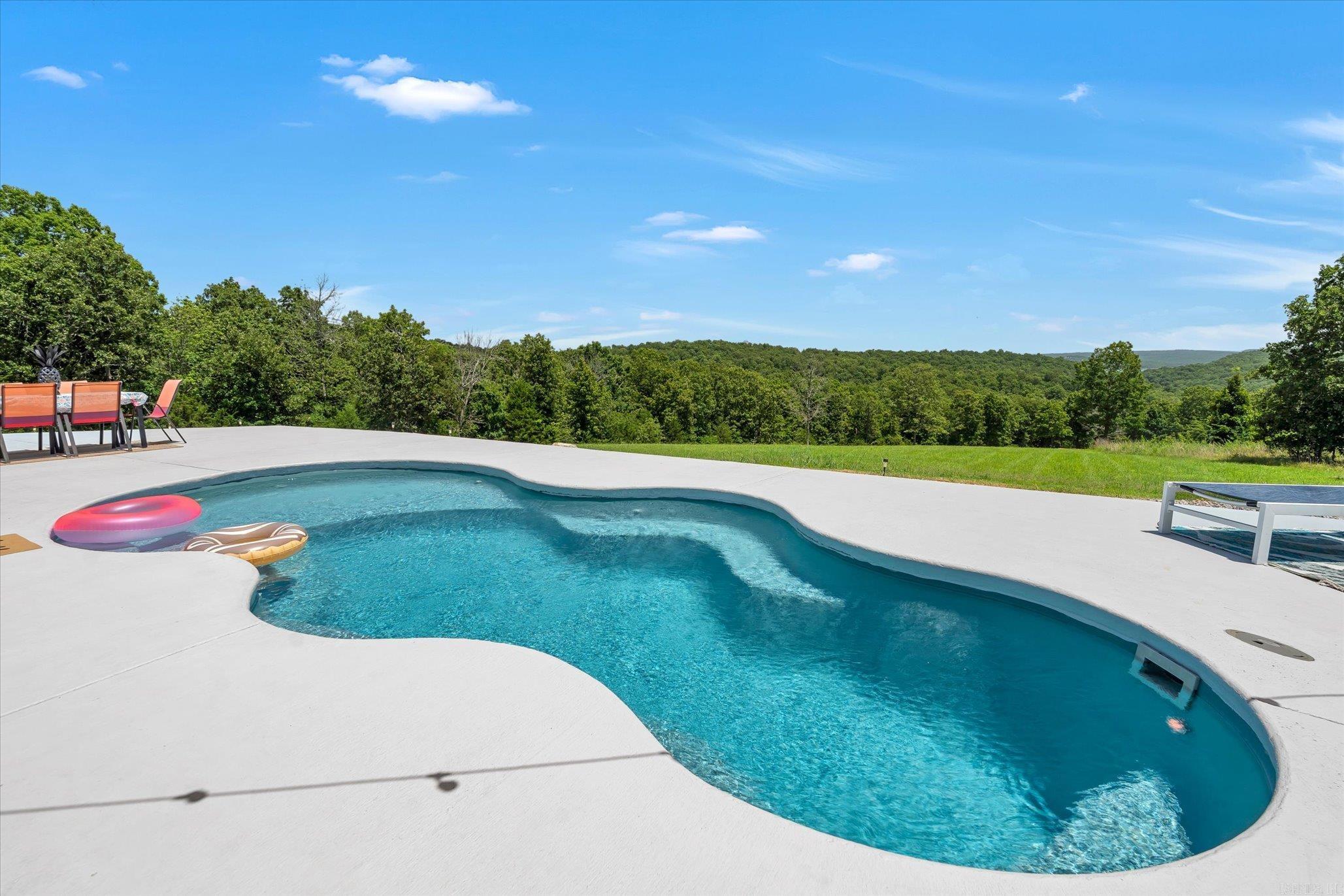 55 Oasis Lane Gamaliel, AR 72537