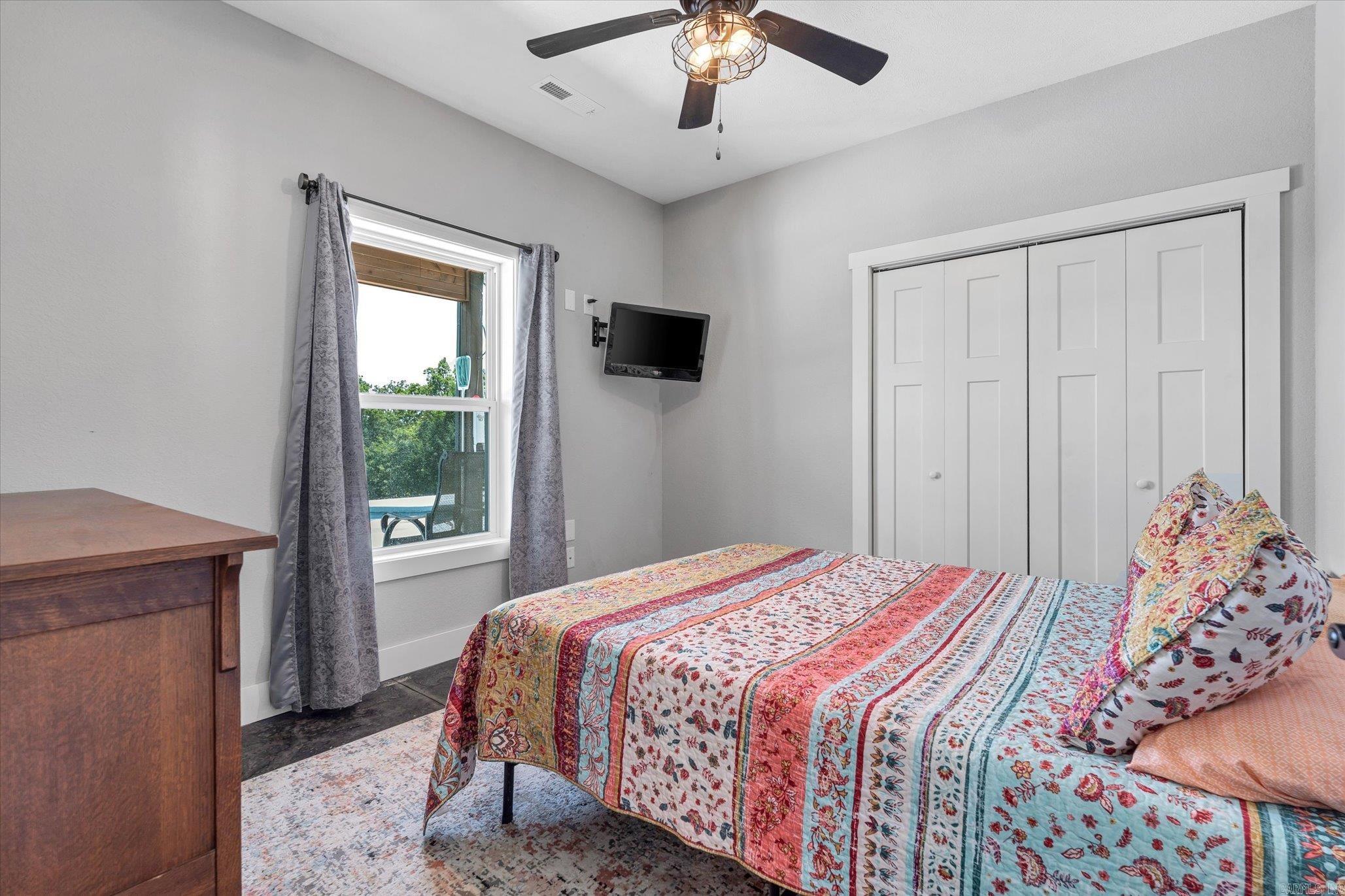 55 Oasis Lane Gamaliel, AR 72537